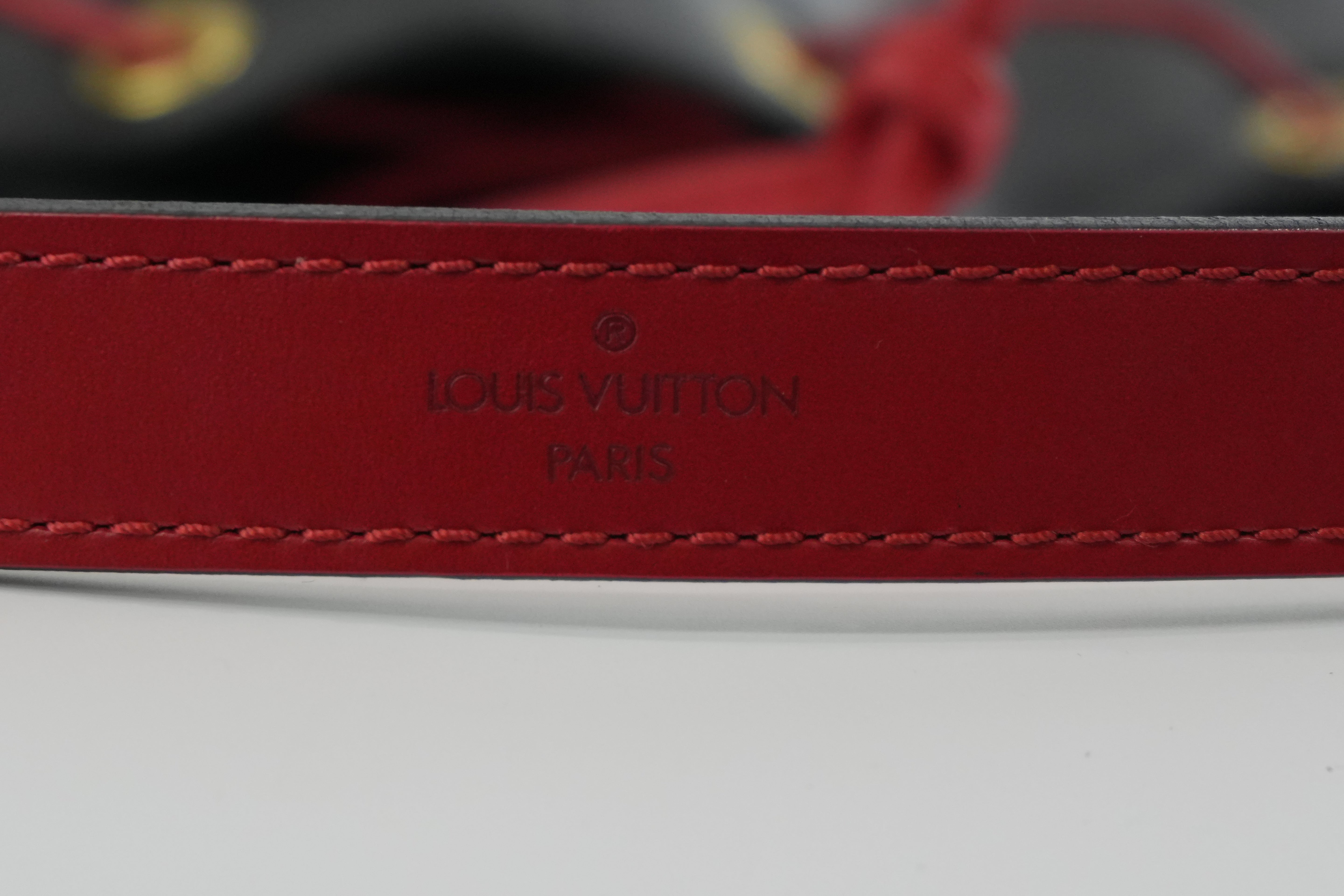 Louis Vuitton Noe GM Bucket Bag Epi Black and Red Used