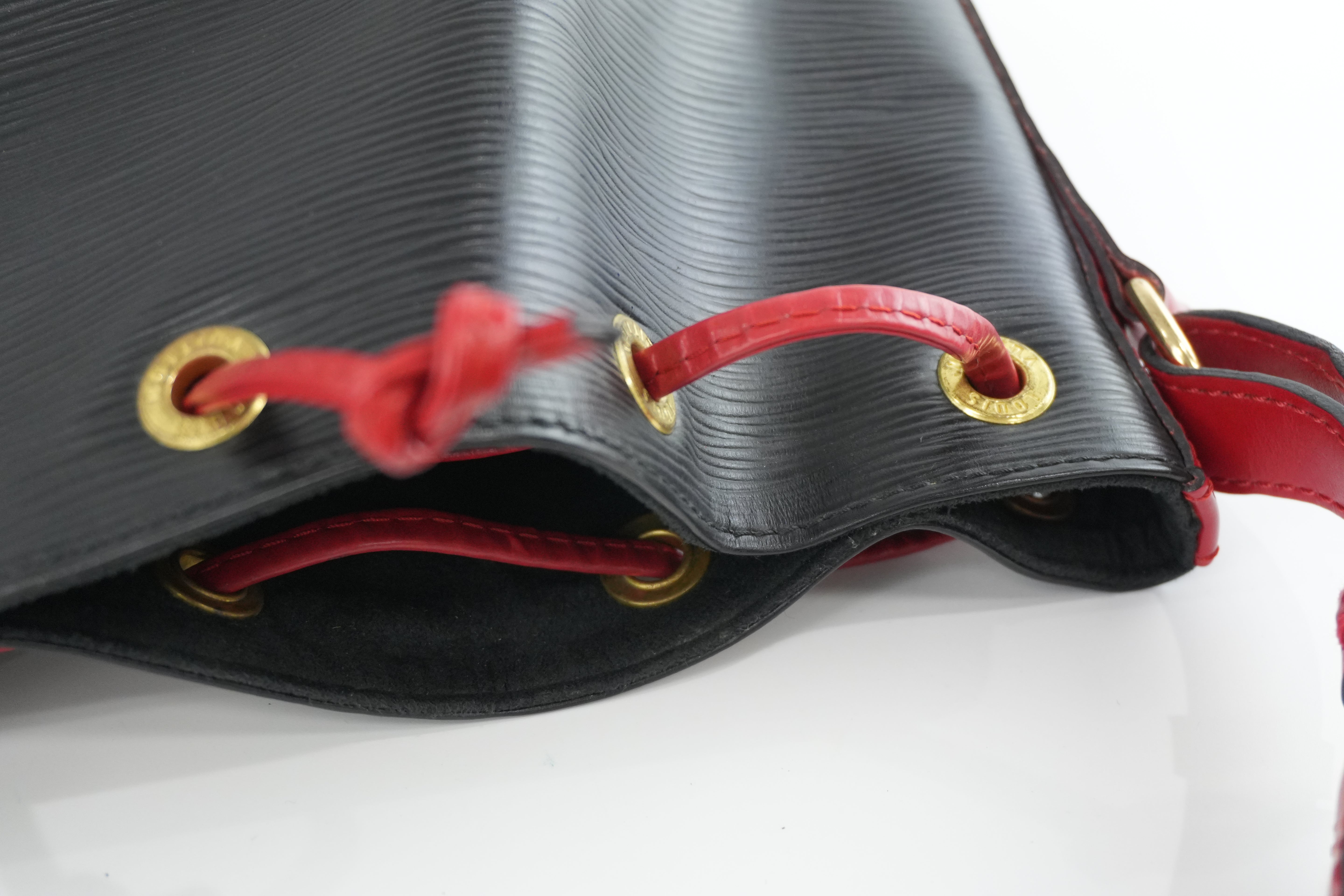 Louis Vuitton Noe GM Bucket Bag Epi Black and Red Used