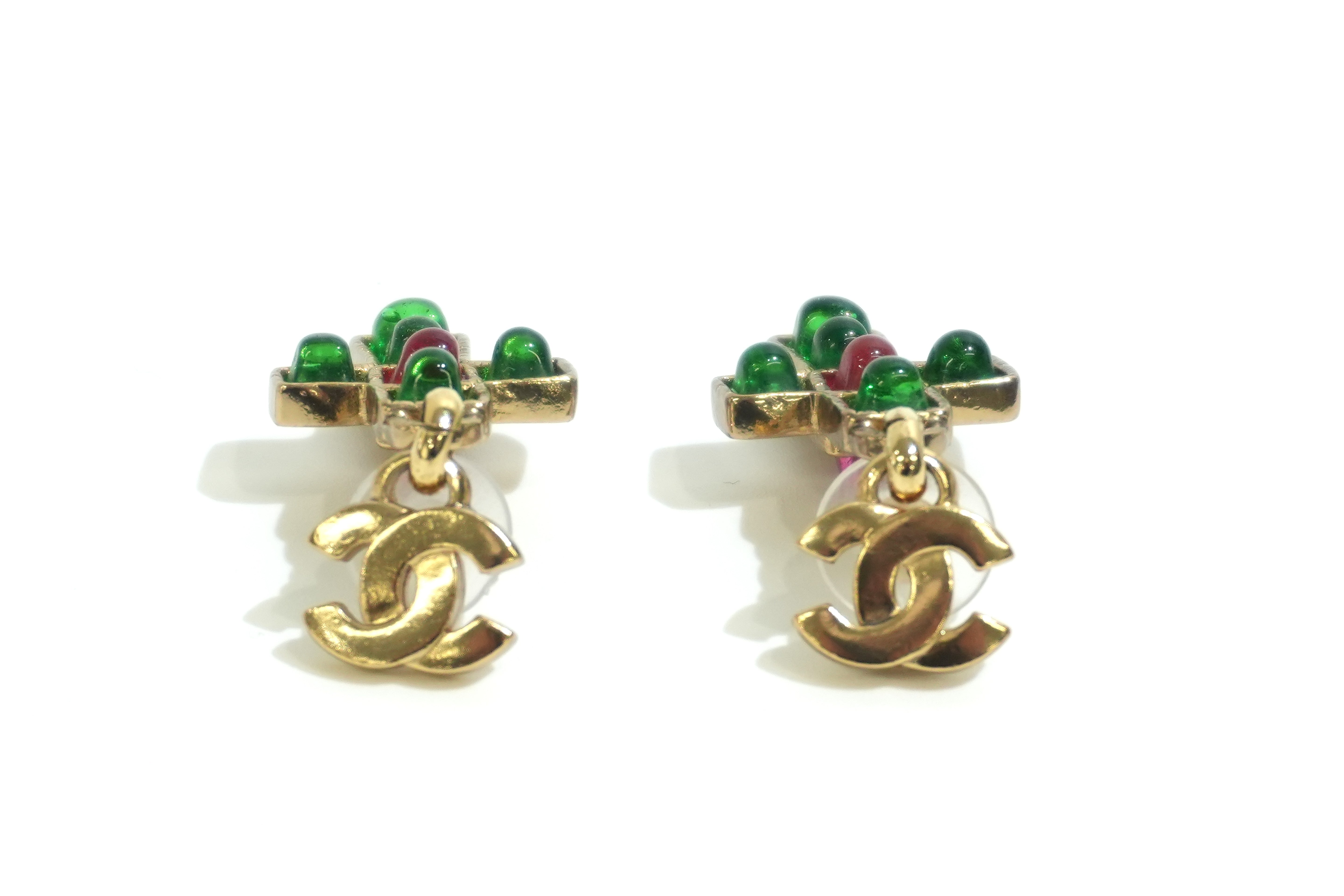 Pre-owned Chanel Steel Crucifix Earrings Red and Green