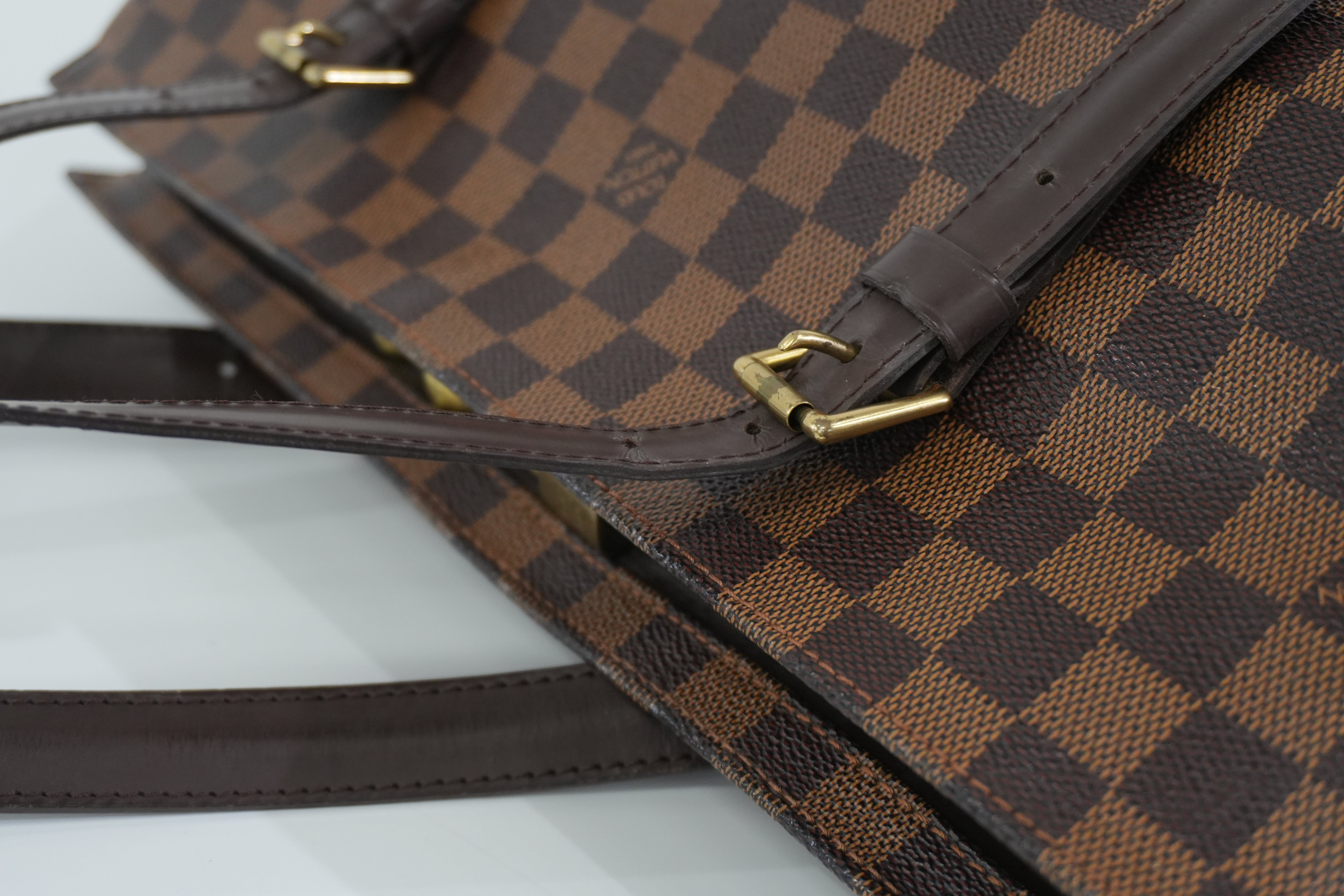 Pre-Owned Louis Vuitton Damier Ebene Chelsea Tote Bag