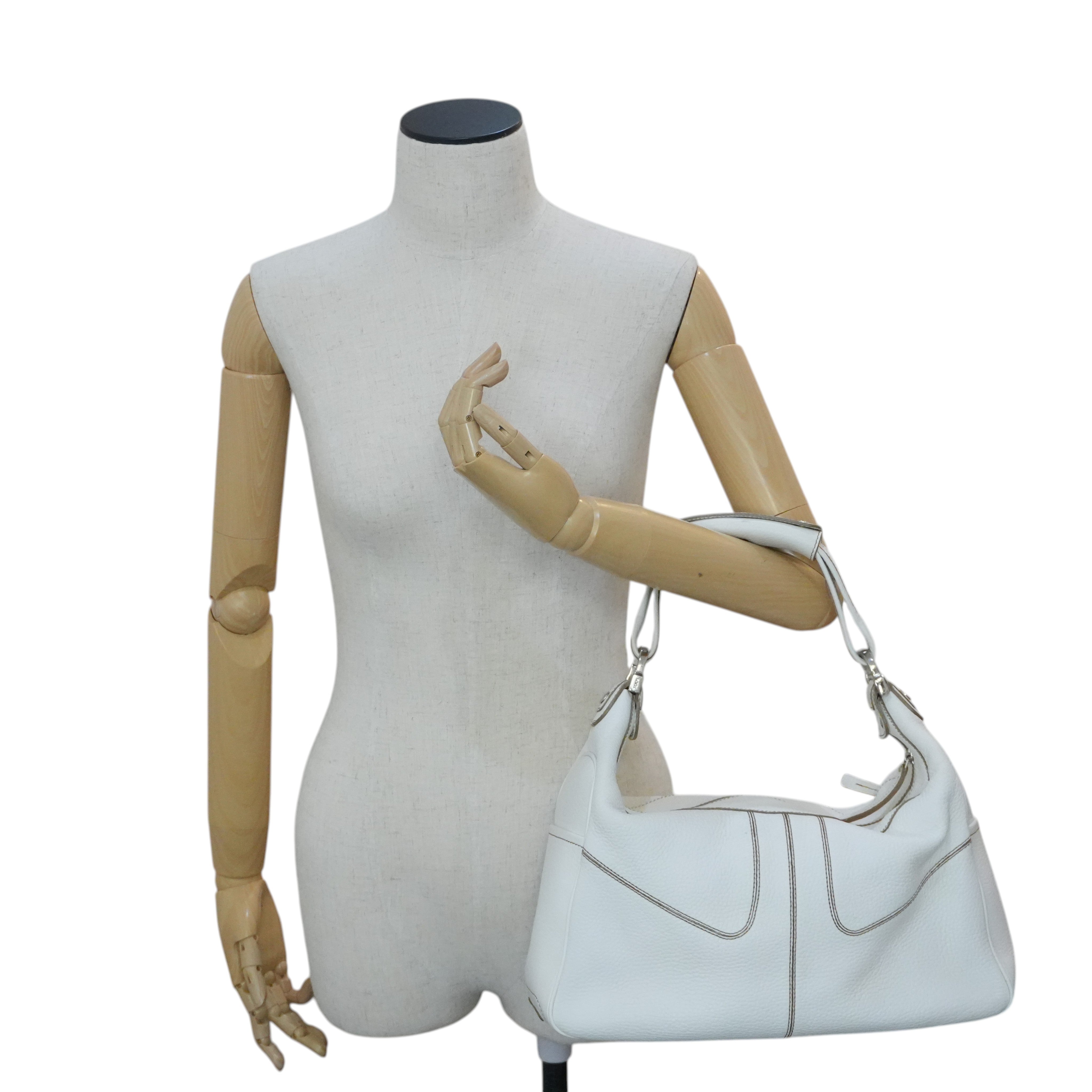 Pre-owned Tods Handbag White