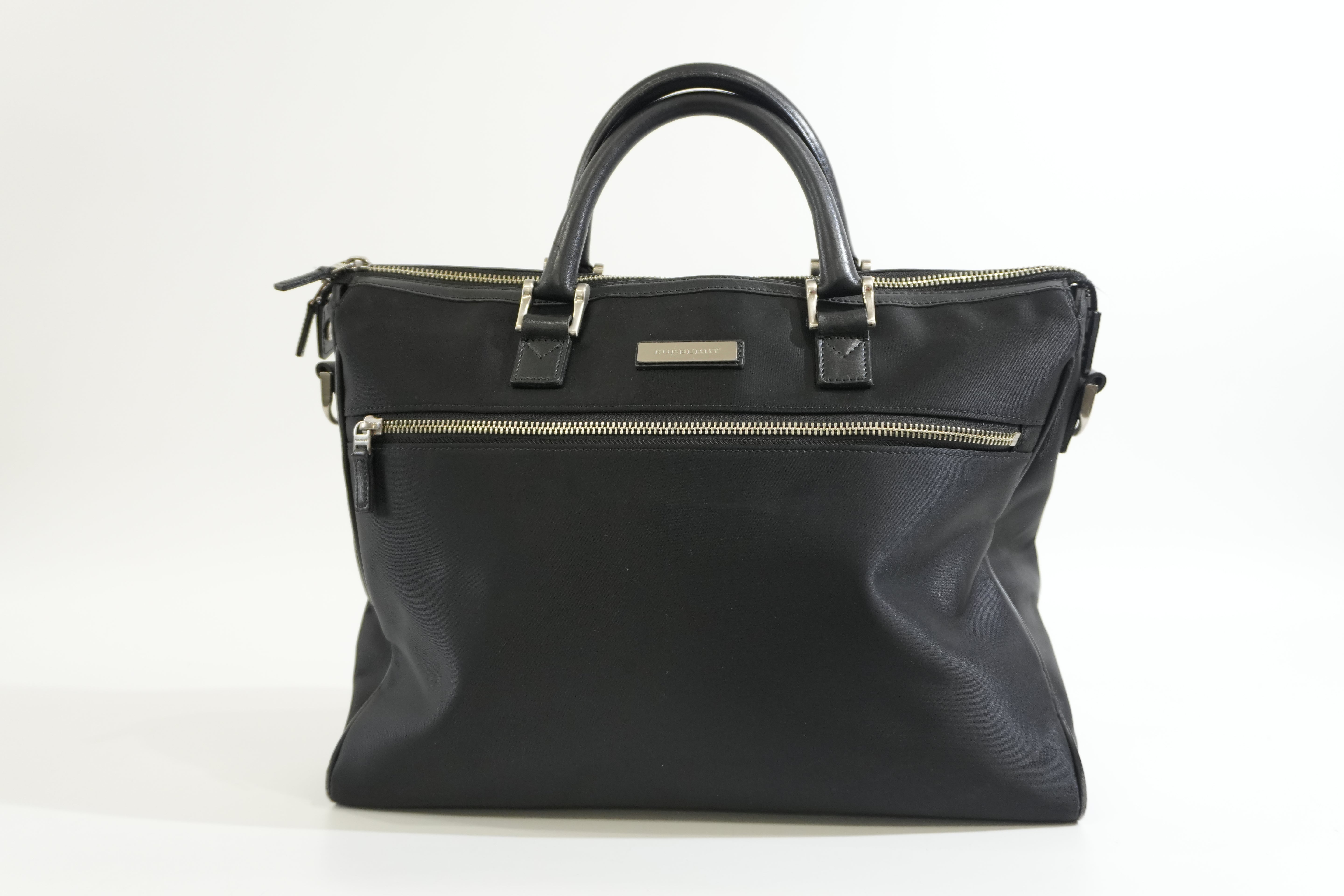 Pre-owned Burberry Briefcase Handbag Black