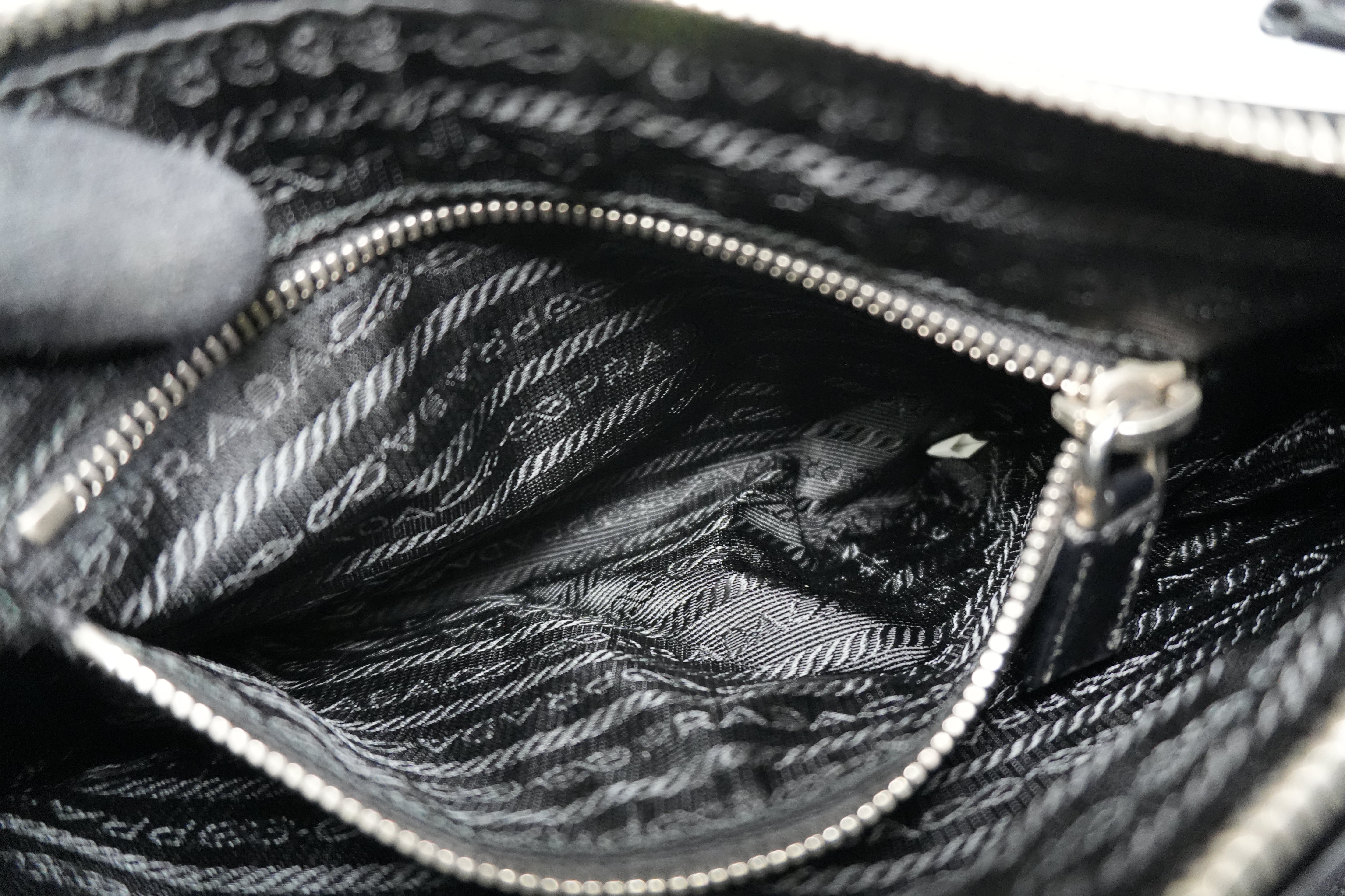 Pre-owned Prada Nylon Shoulder Bag Black