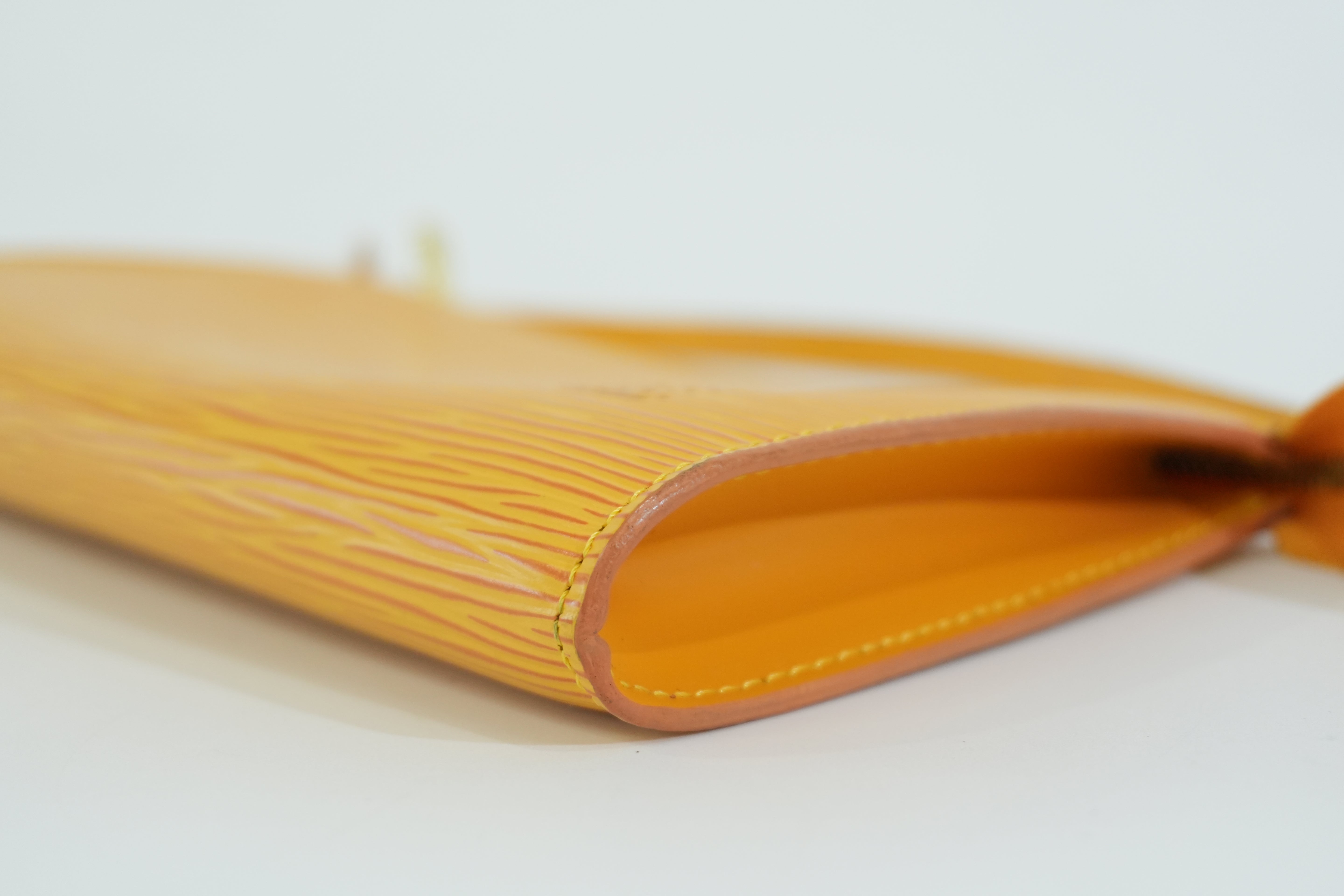 Pre-owned Louis Vuitton Epi Pochette Accessories Yellow