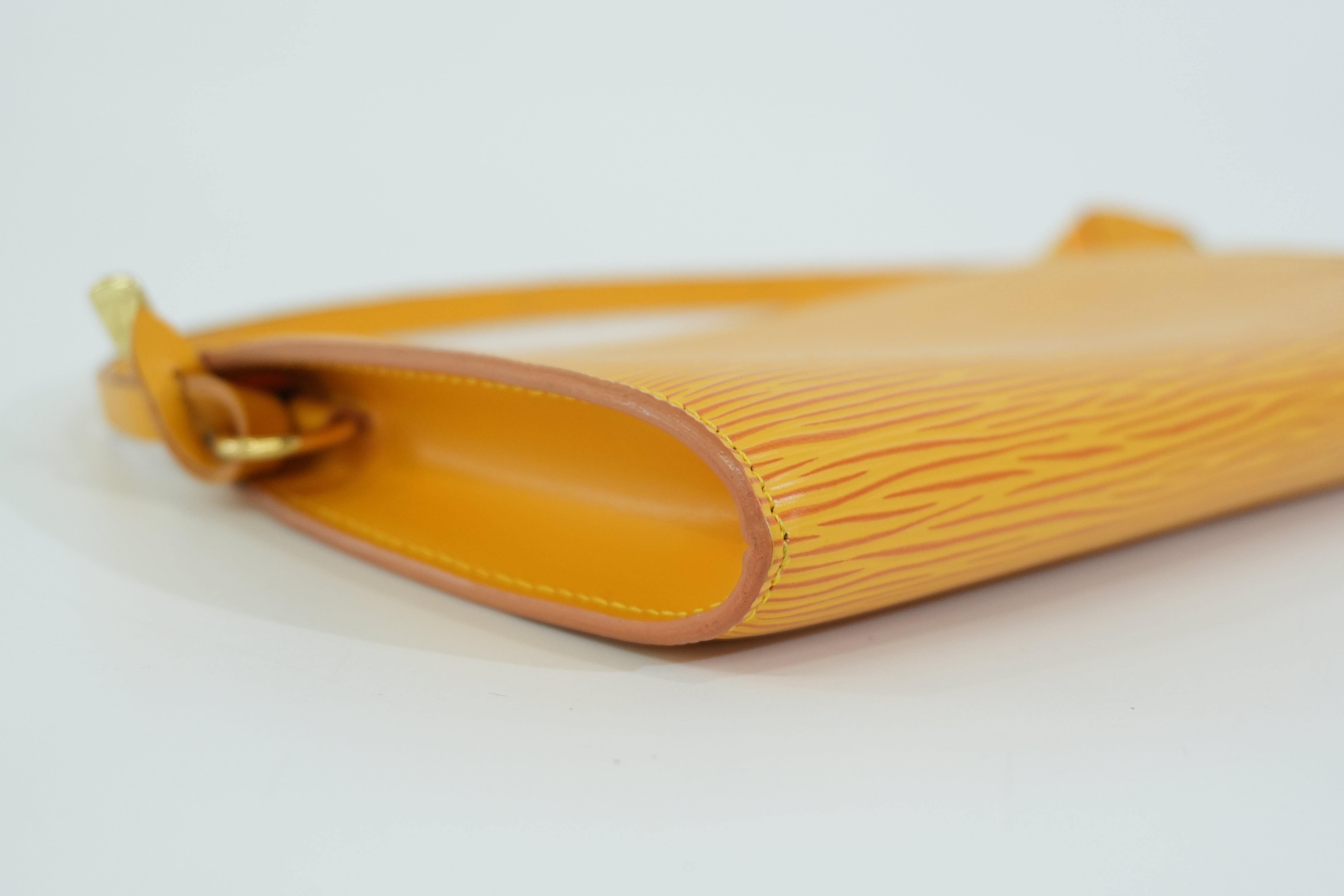 Pre-owned Louis Vuitton Epi Pochette Accessories Yellow