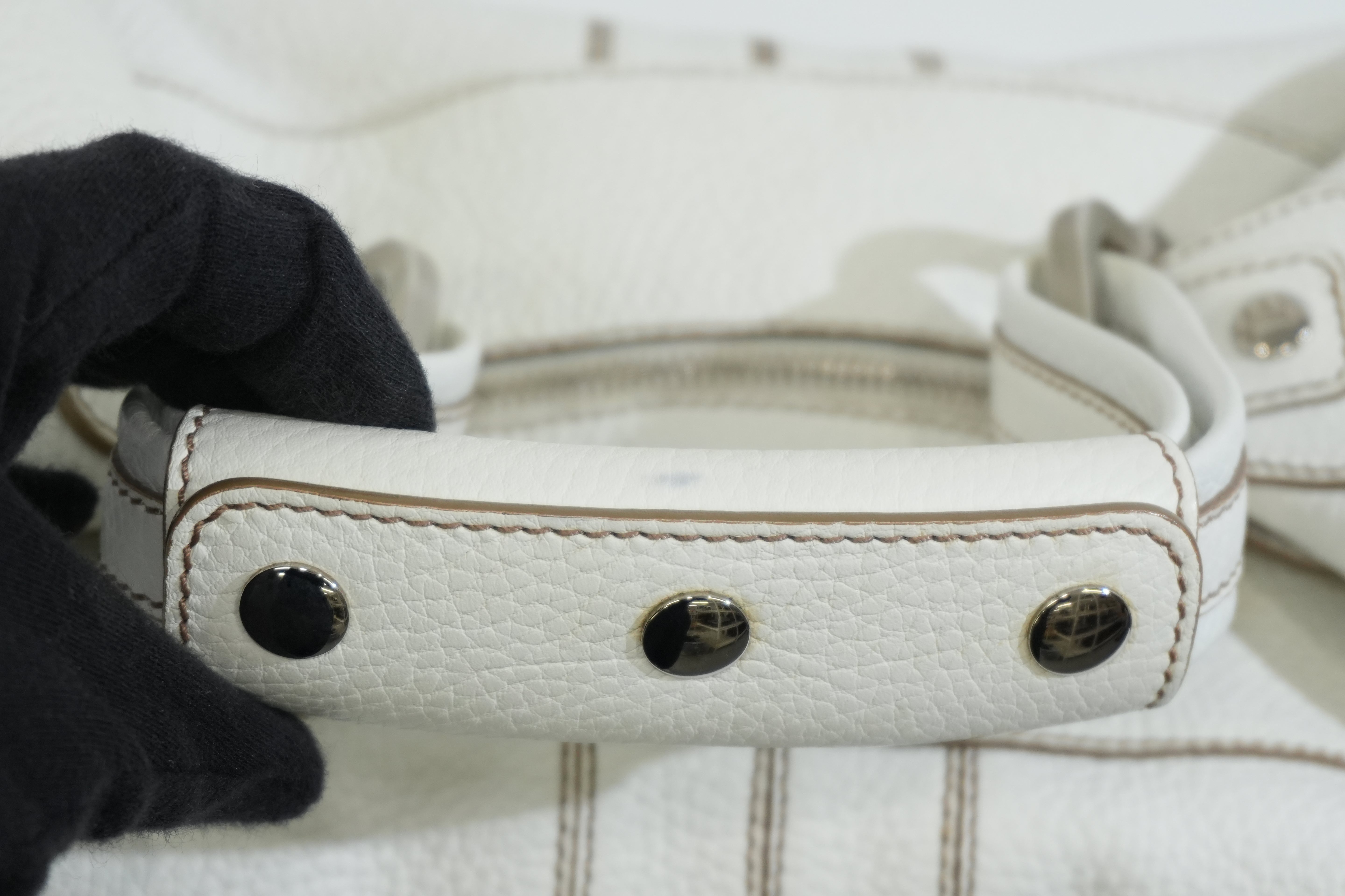 Pre-owned Tods Handbag White