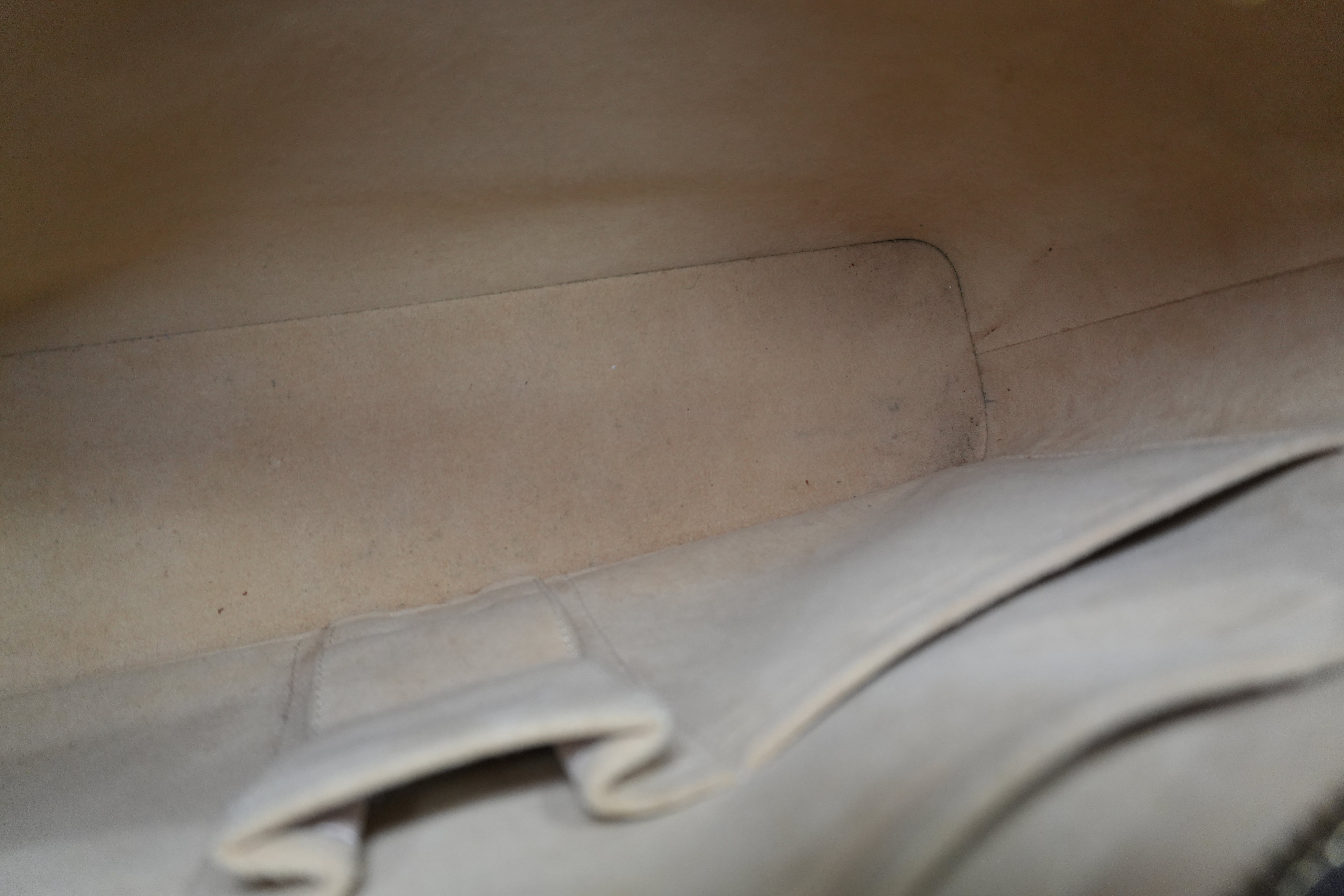 Louis Vuitton Luco Shoulder Tote Bag Used