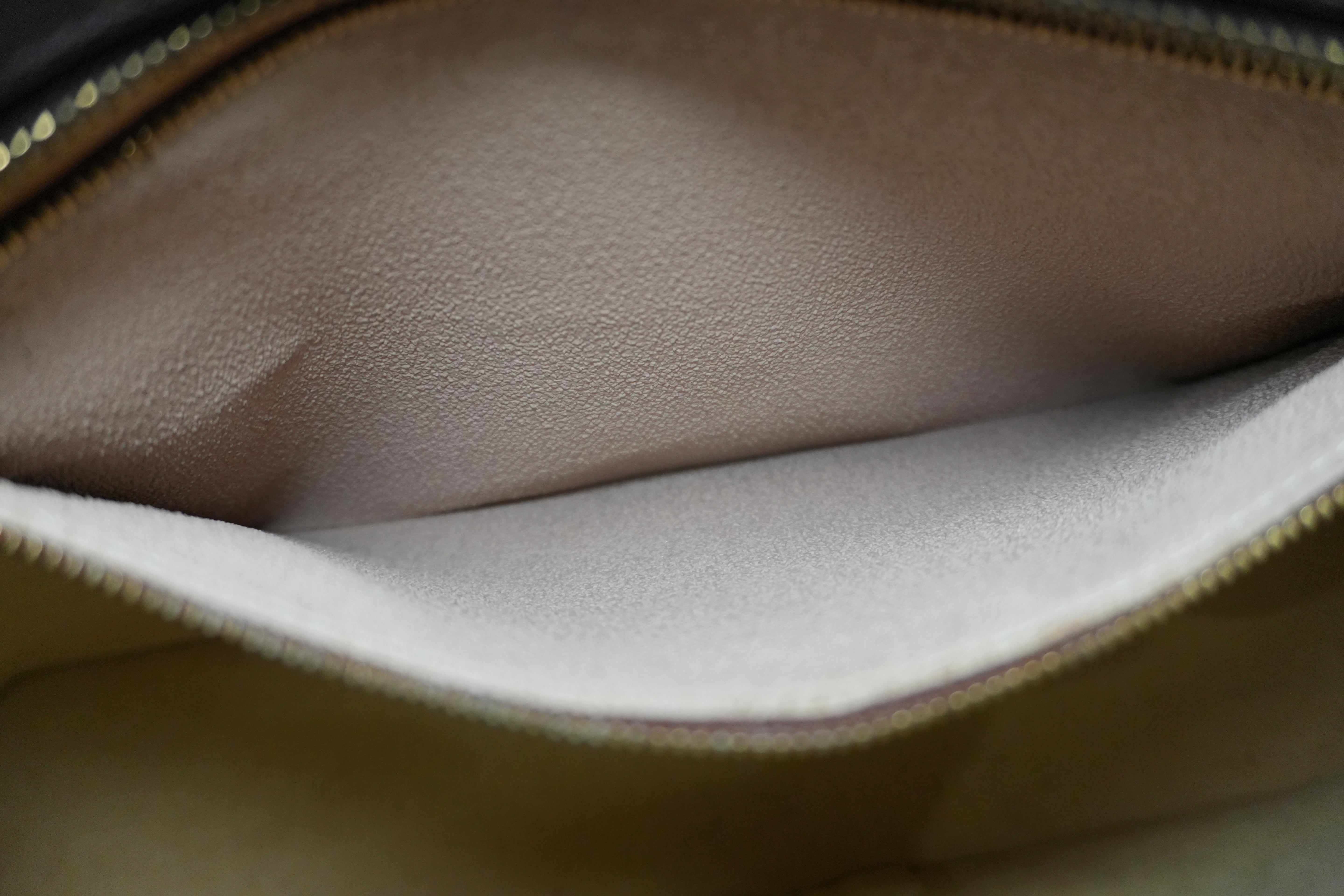 Louis Vuitton Luco Shoulder Tote Bag Used