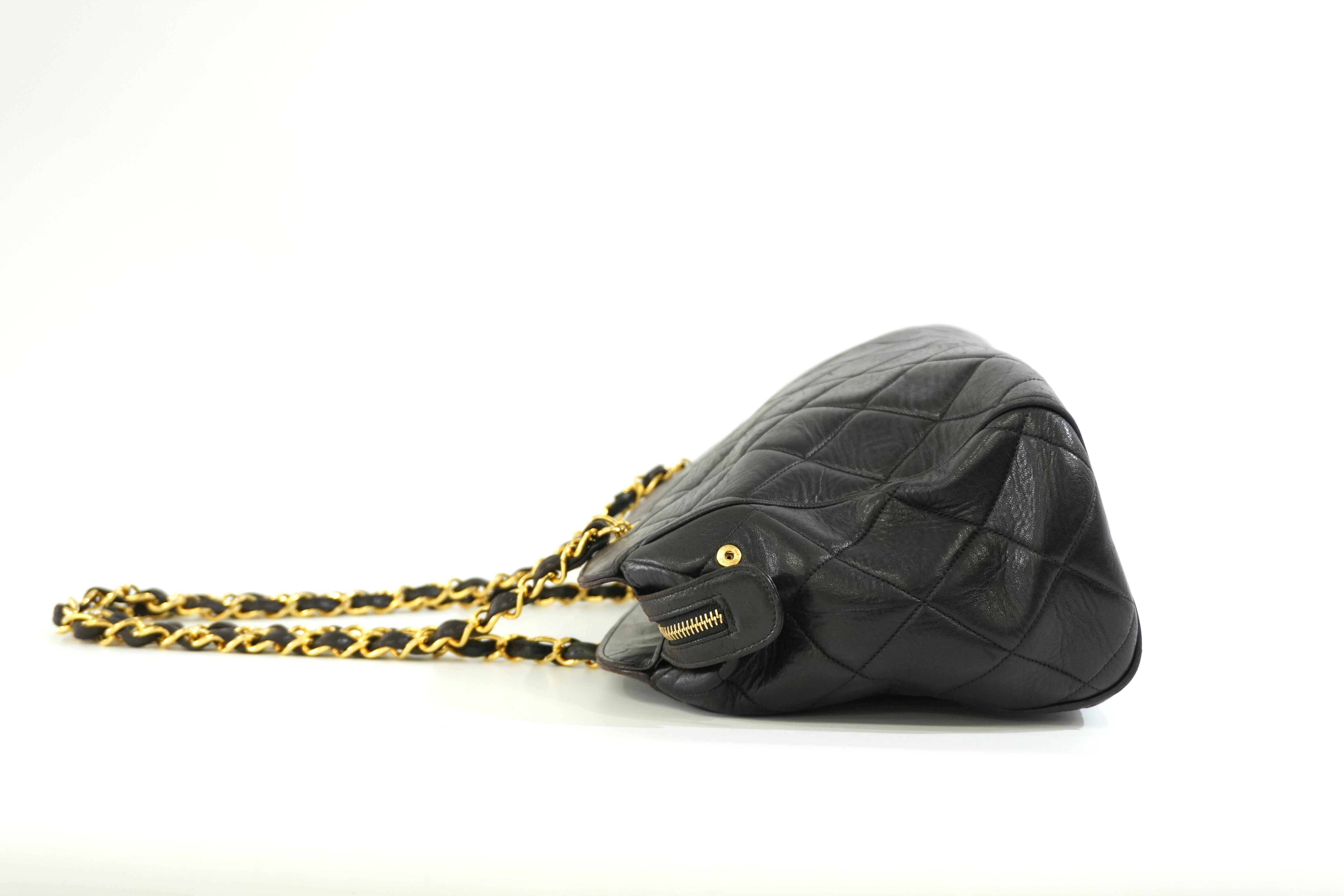 Pre-owned Chanel Lambskin Leather Quilted Chain Tote Bag Black