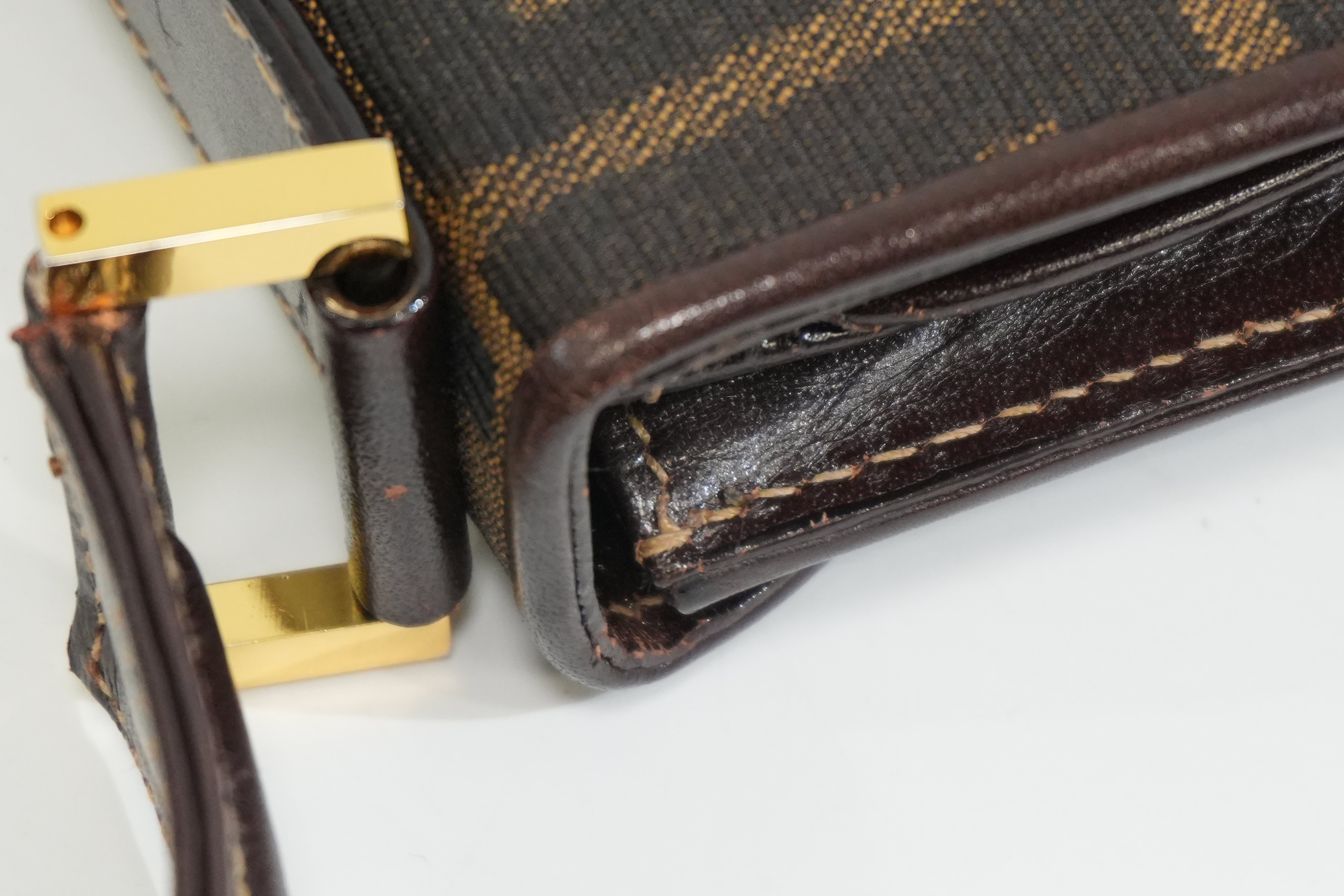 Pre-owned Fendi Zucca Mamma Baguette Top Handle Bag Brown