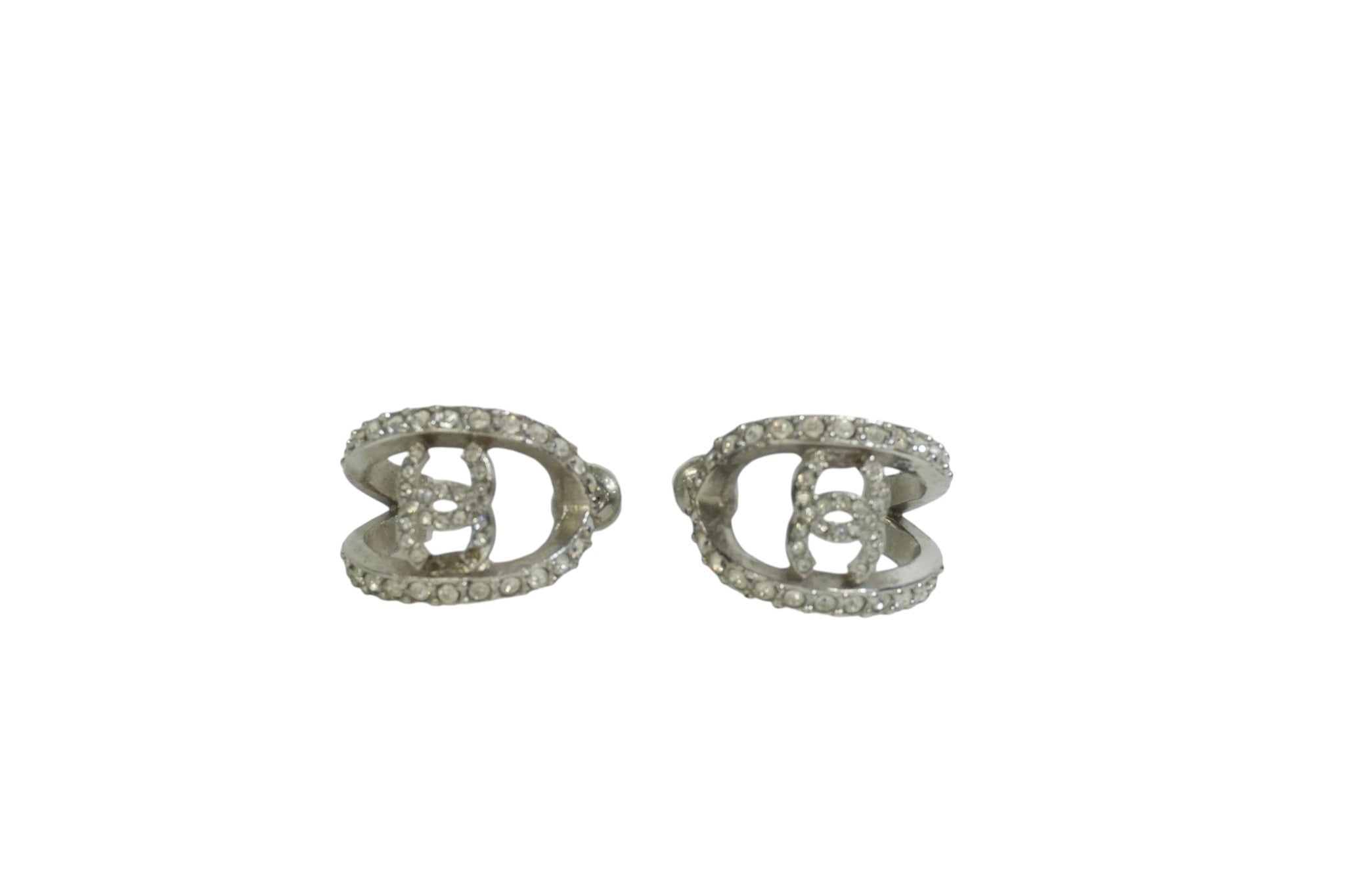Pre-owned Chanel CC Earrings Silver tone