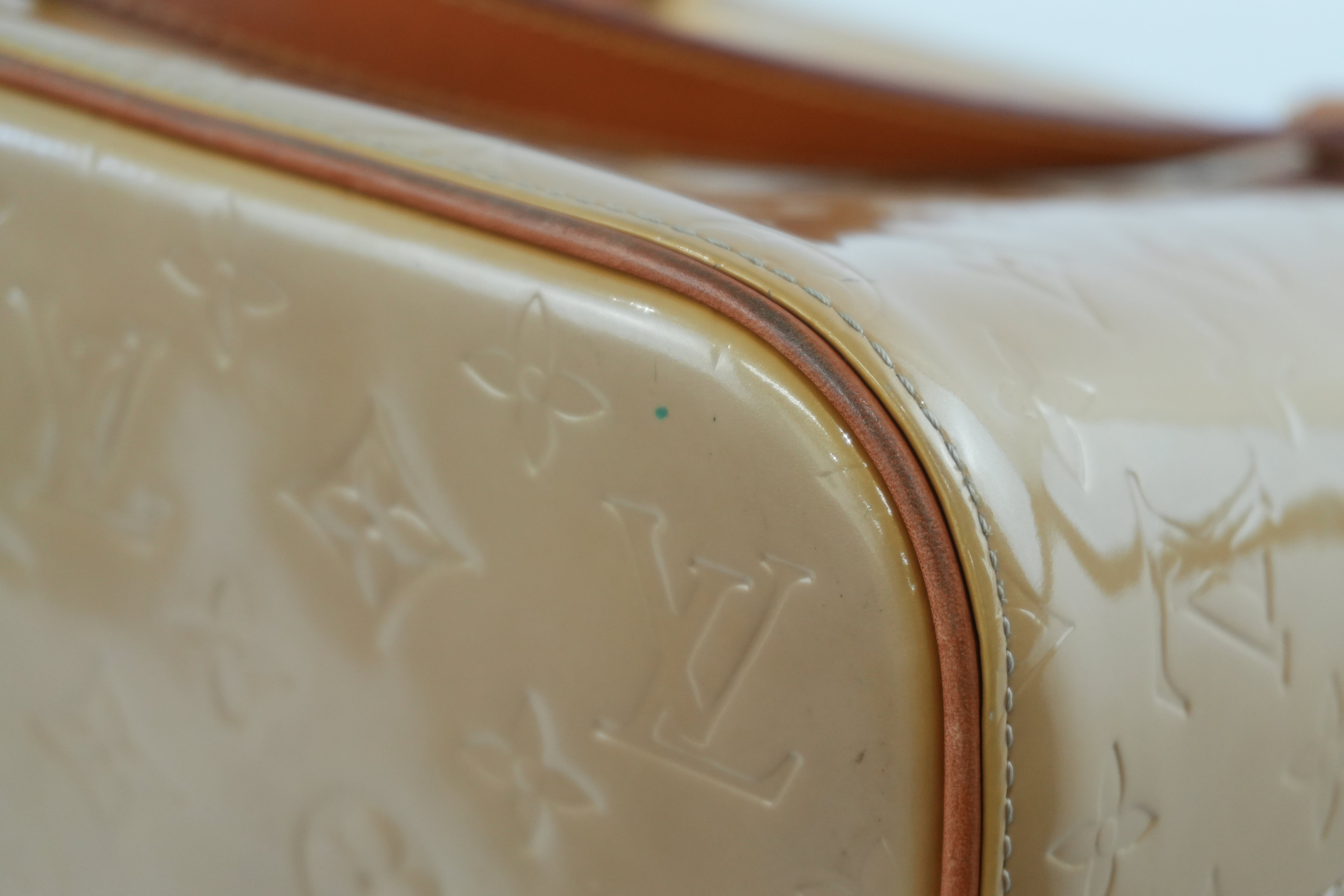 Louis Vuitton Houston Vernis Handbag Used