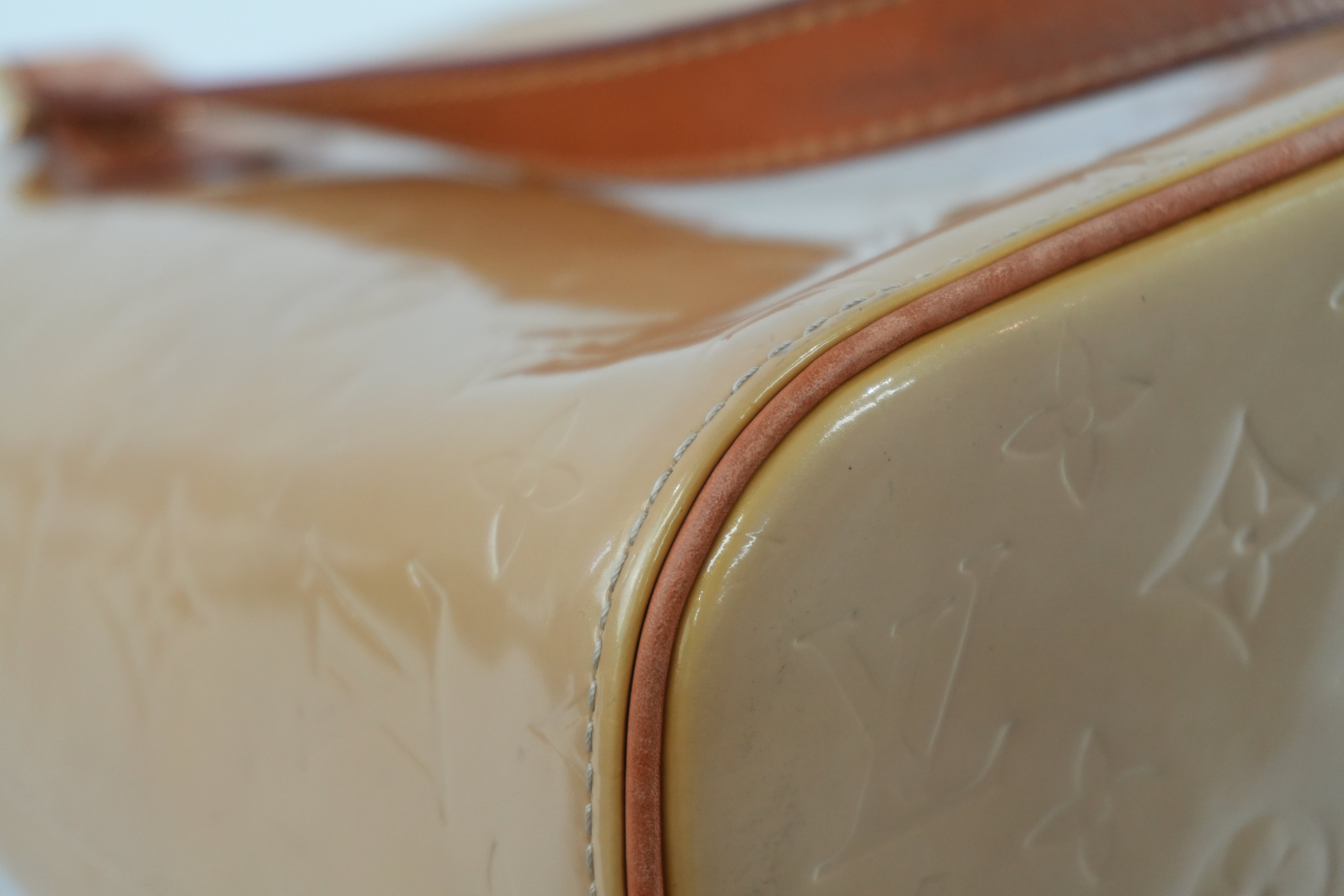 Louis Vuitton Houston Vernis Handbag Used