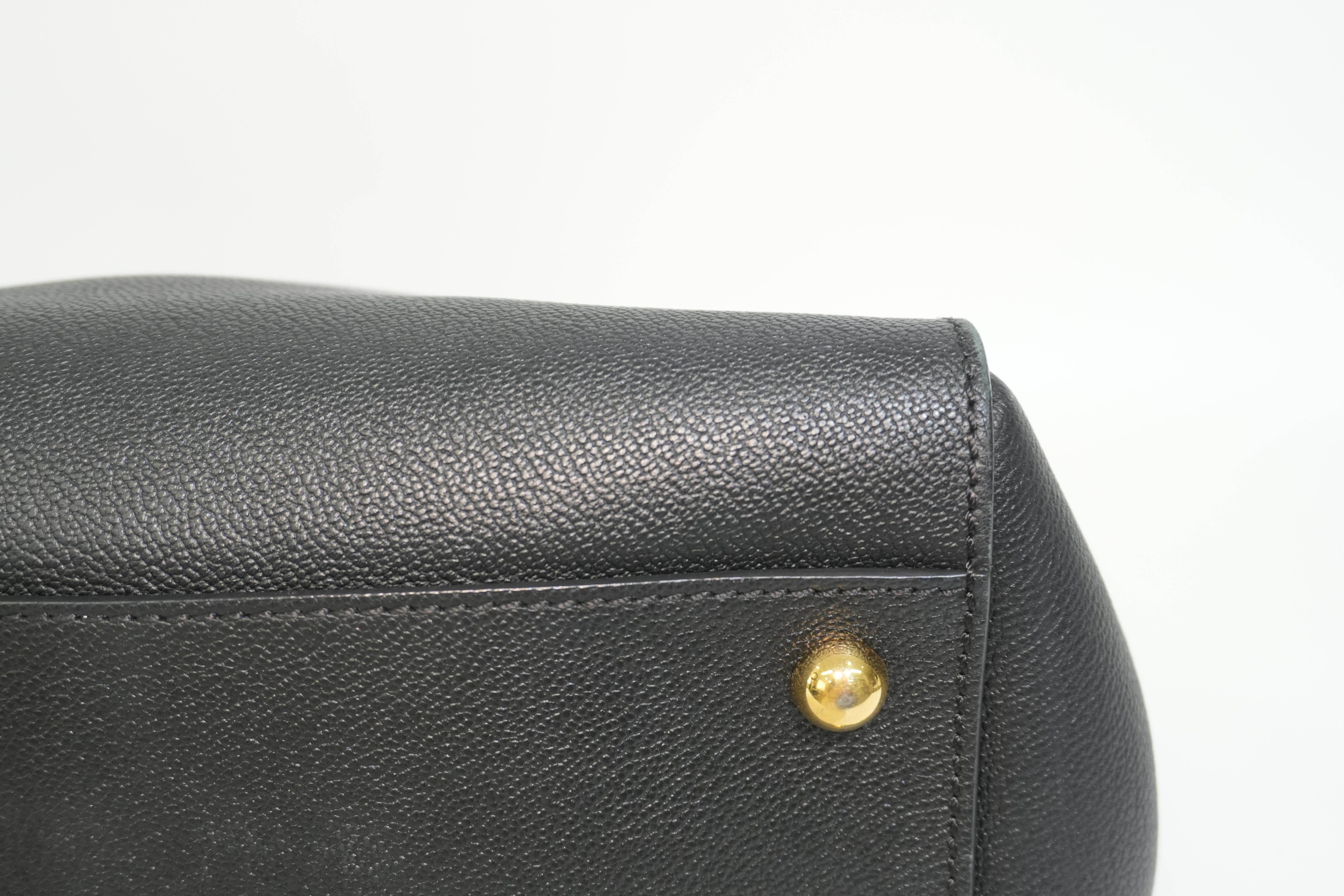 Pre-owned Burberry Calfskin Leather Two Way Shoulder Bag Black