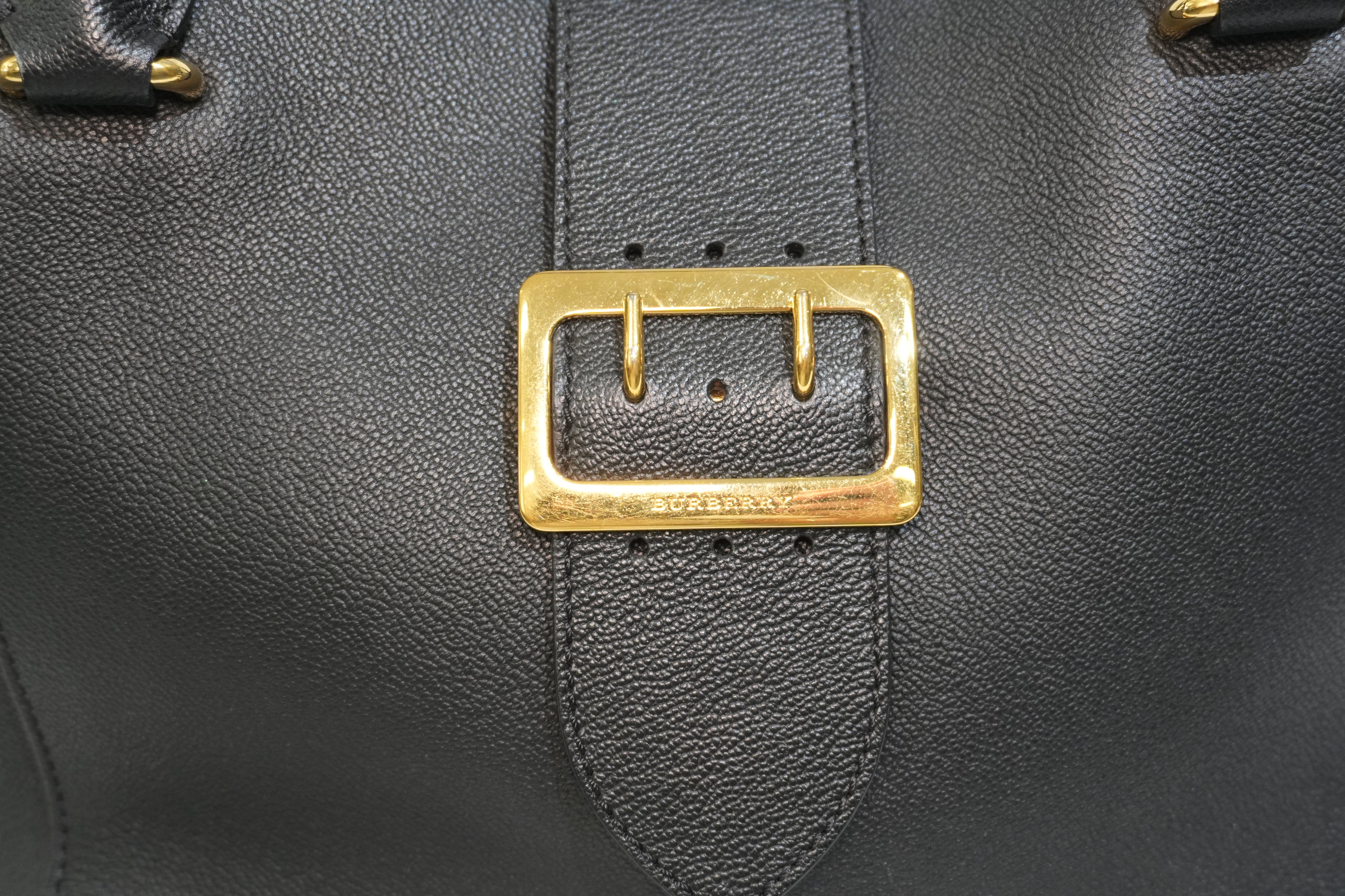 Pre-owned Burberry Calfskin Leather Two Way Shoulder Bag Black