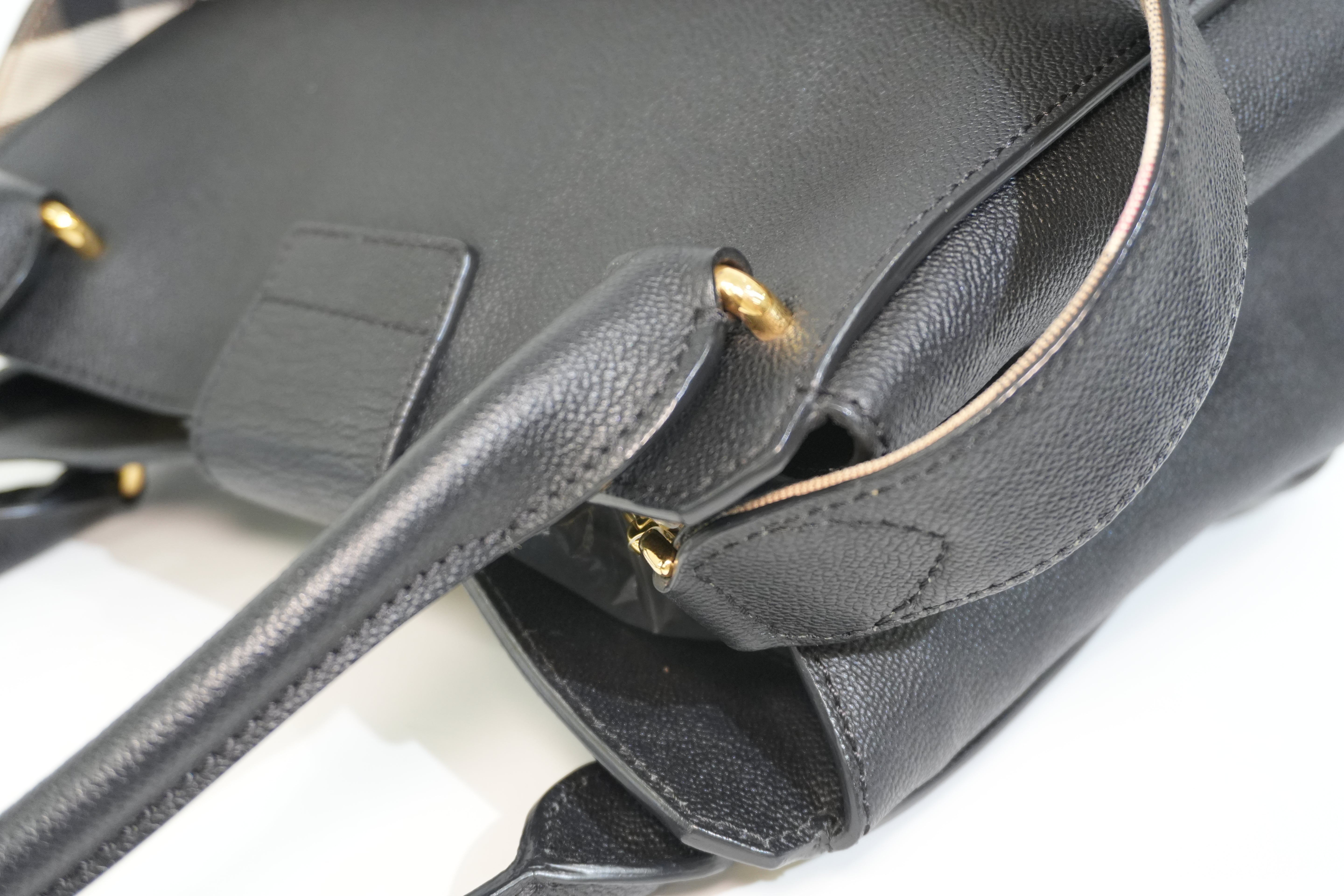 Pre-owned Burberry Calfskin Leather Two Way Shoulder Bag Black