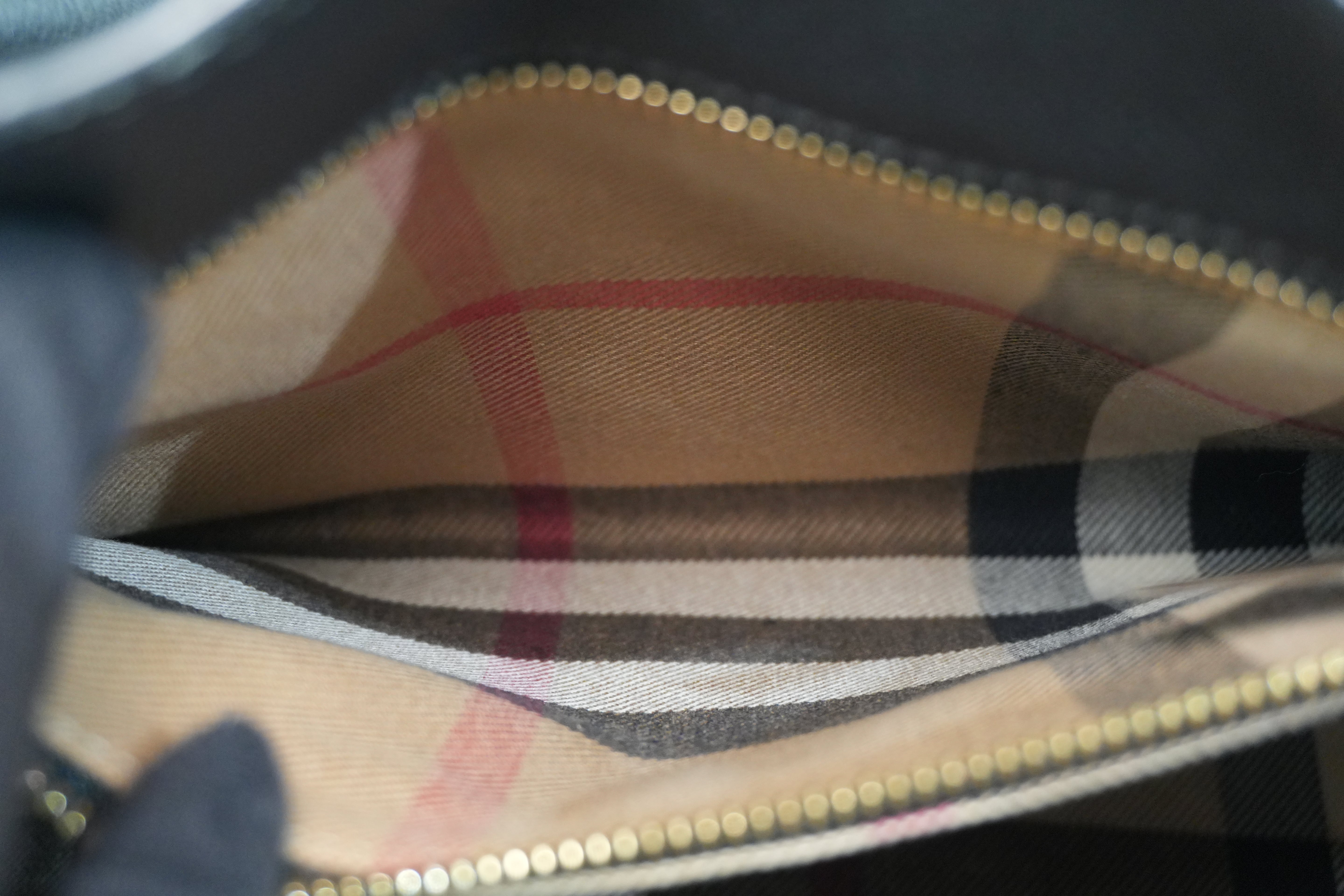 Pre-owned Burberry Calfskin Leather Two Way Shoulder Bag Black