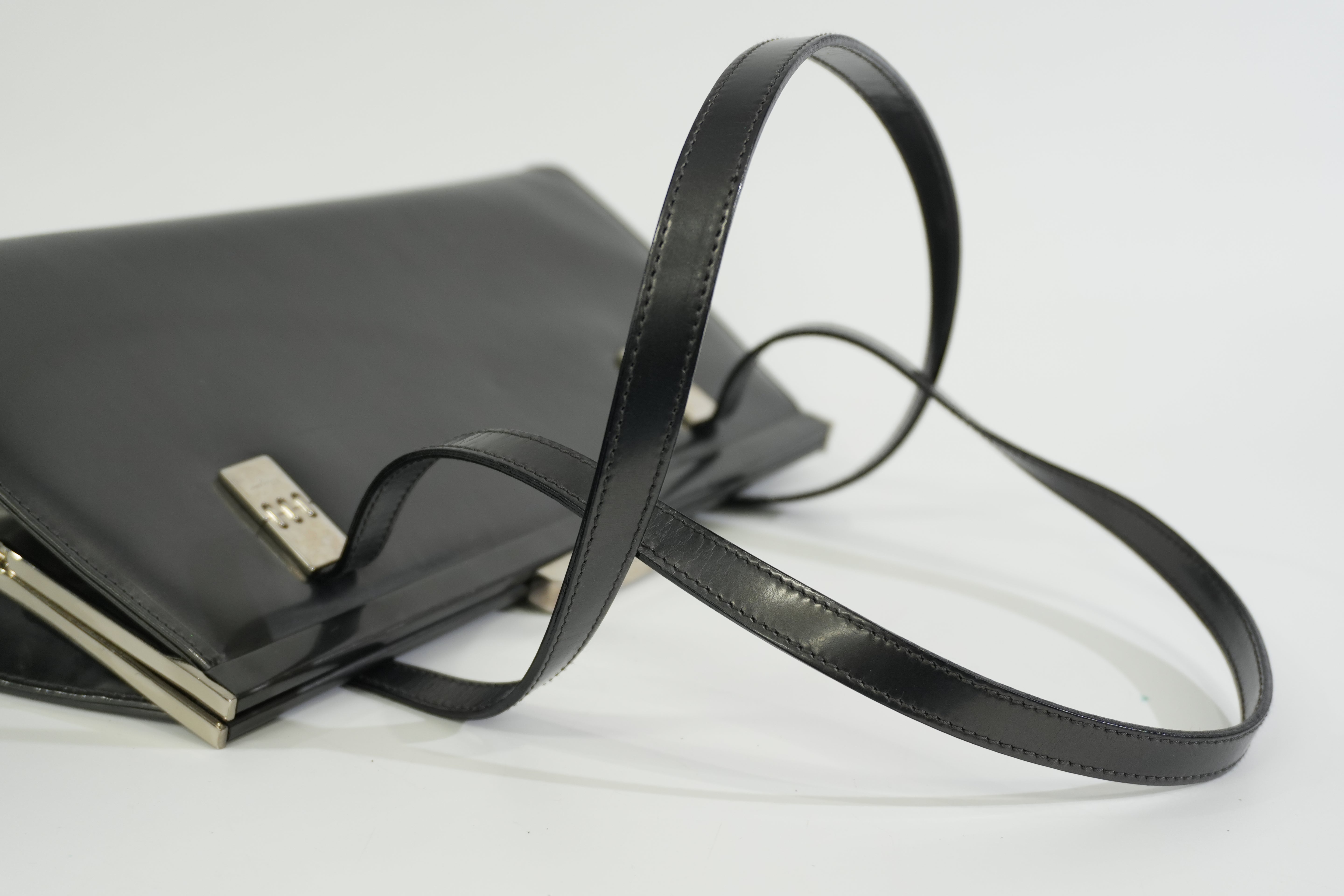 Pre-owned Salvatore Ferragamo Shoulder Bag Metallic Gray