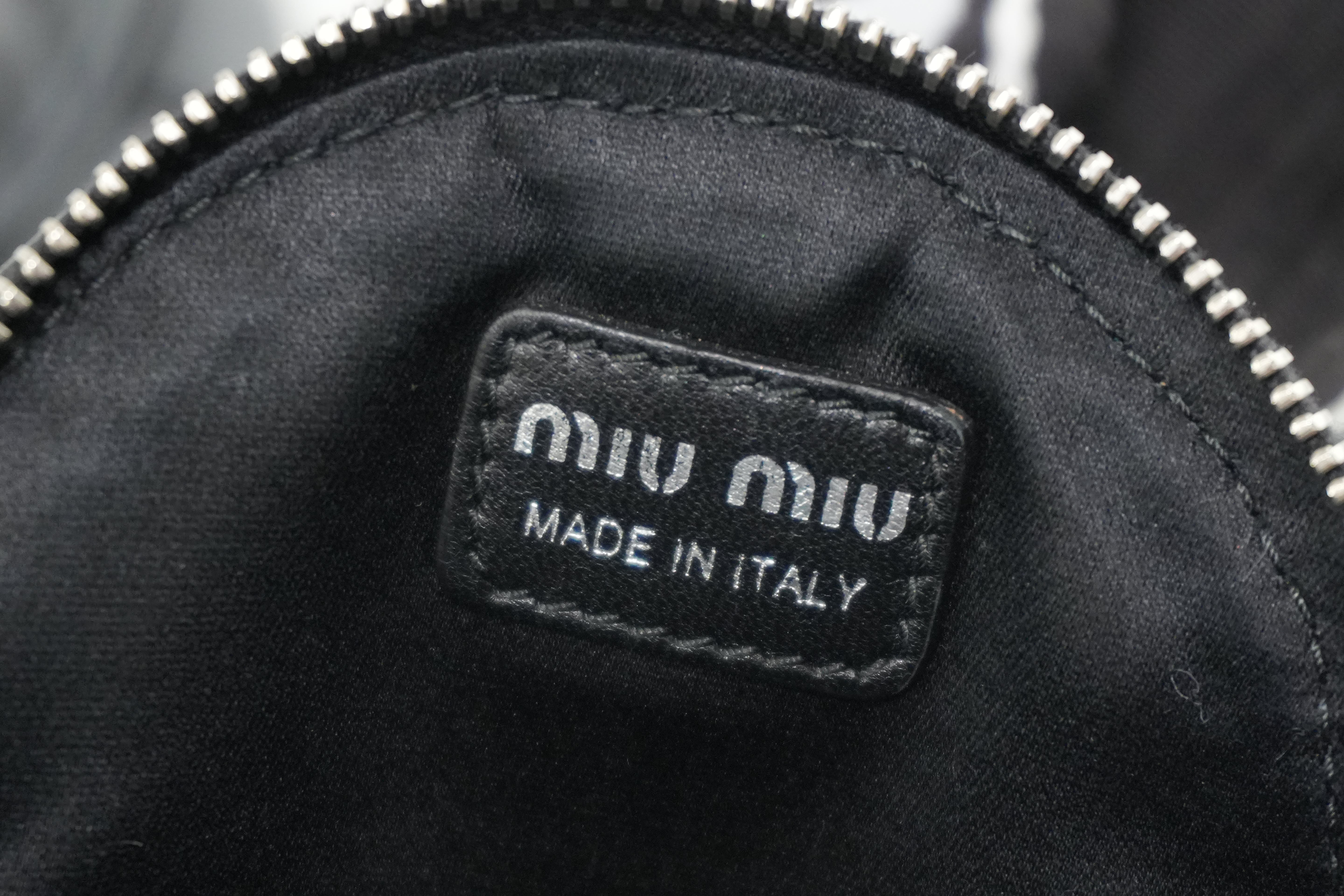 Miumiu Round Crossbody Leather Black Used