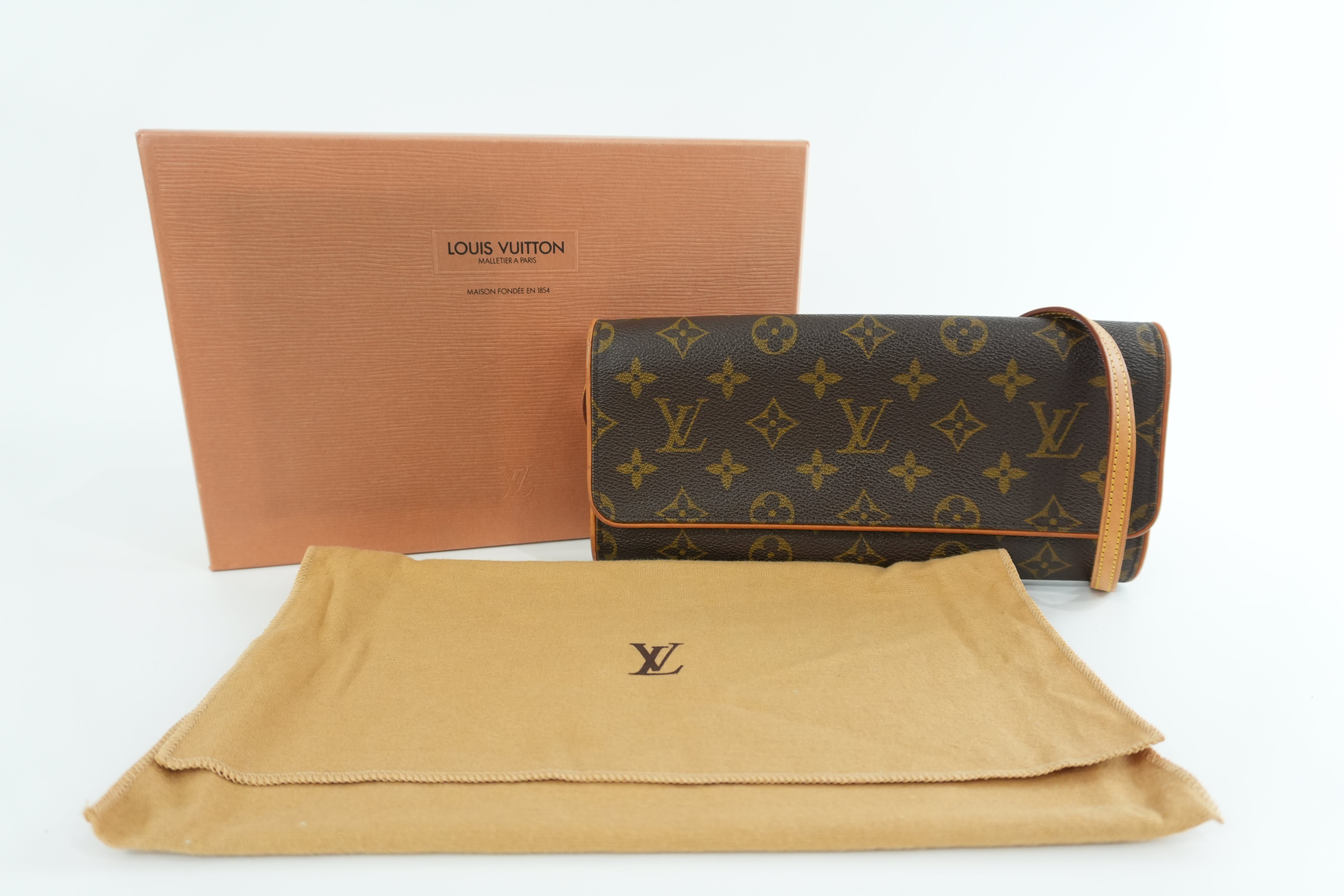 Louis Vuitton Pochette Twin GM Shoulder Bag Used