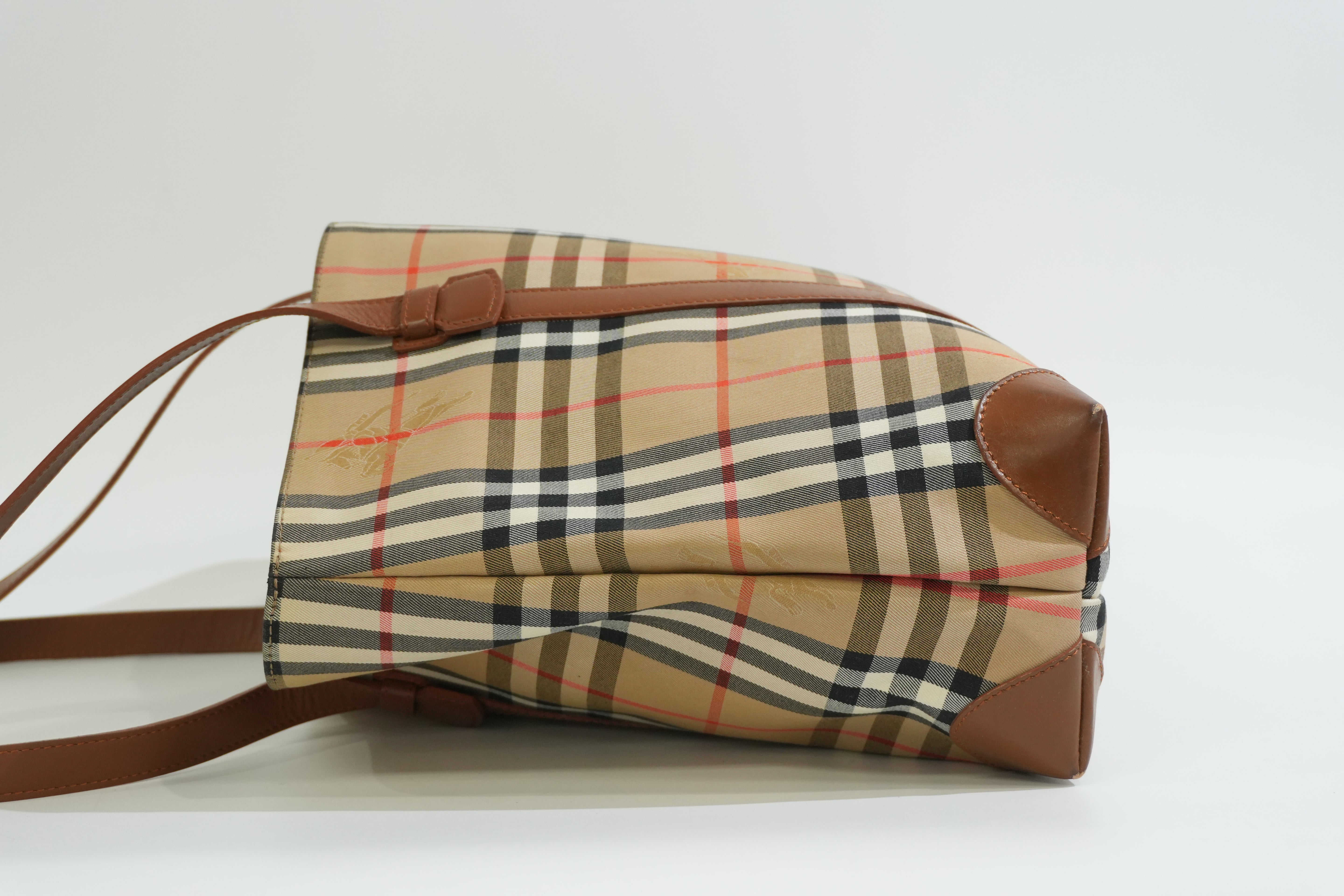 Pre-owned Burberry Haymarket Tote Bag Beige