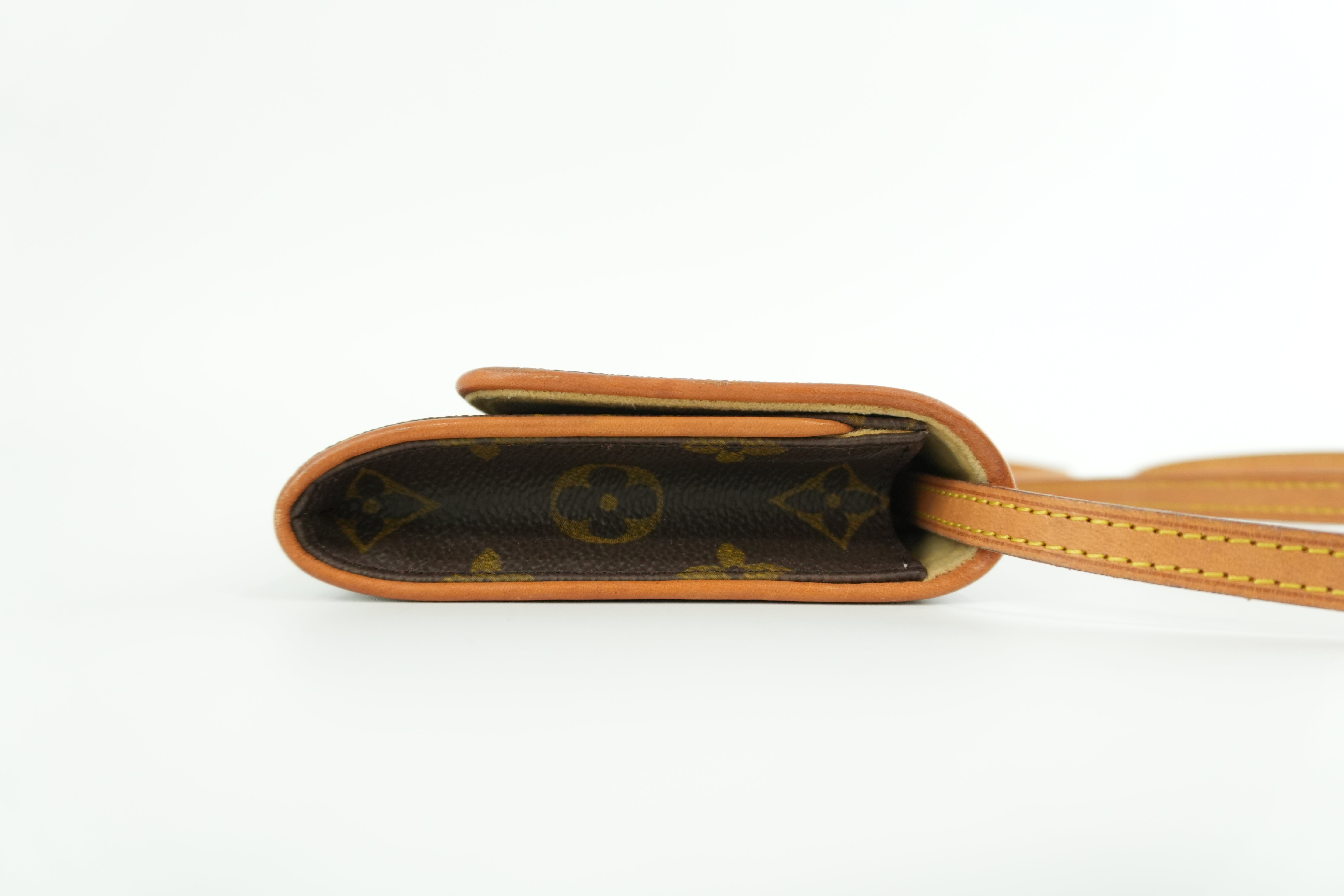 Louis Vuitton Pochette Twin GM Shoulder Bag Used