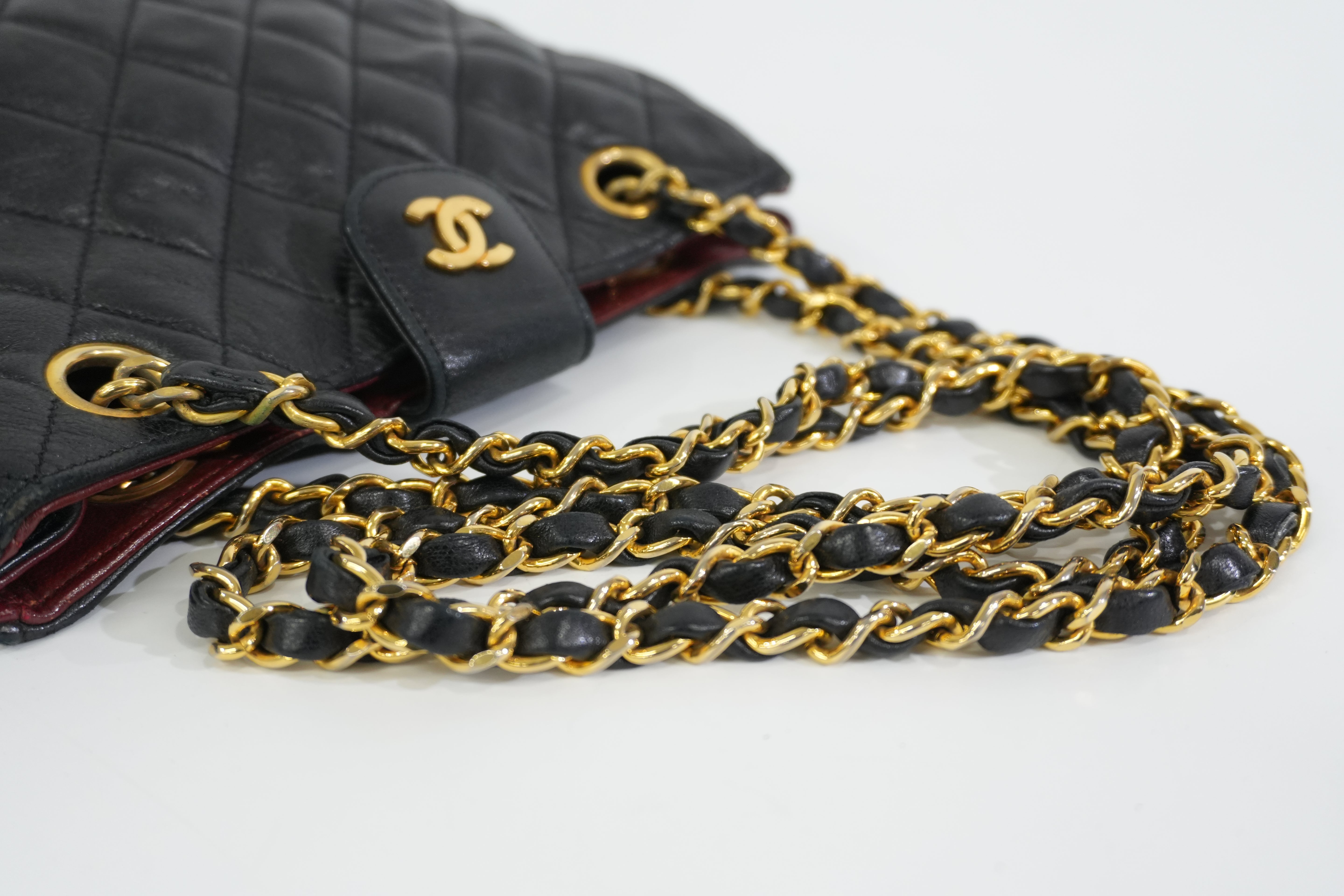 Pre-owned Chanel Lambskin Skin Chain Shoulder Bag Black