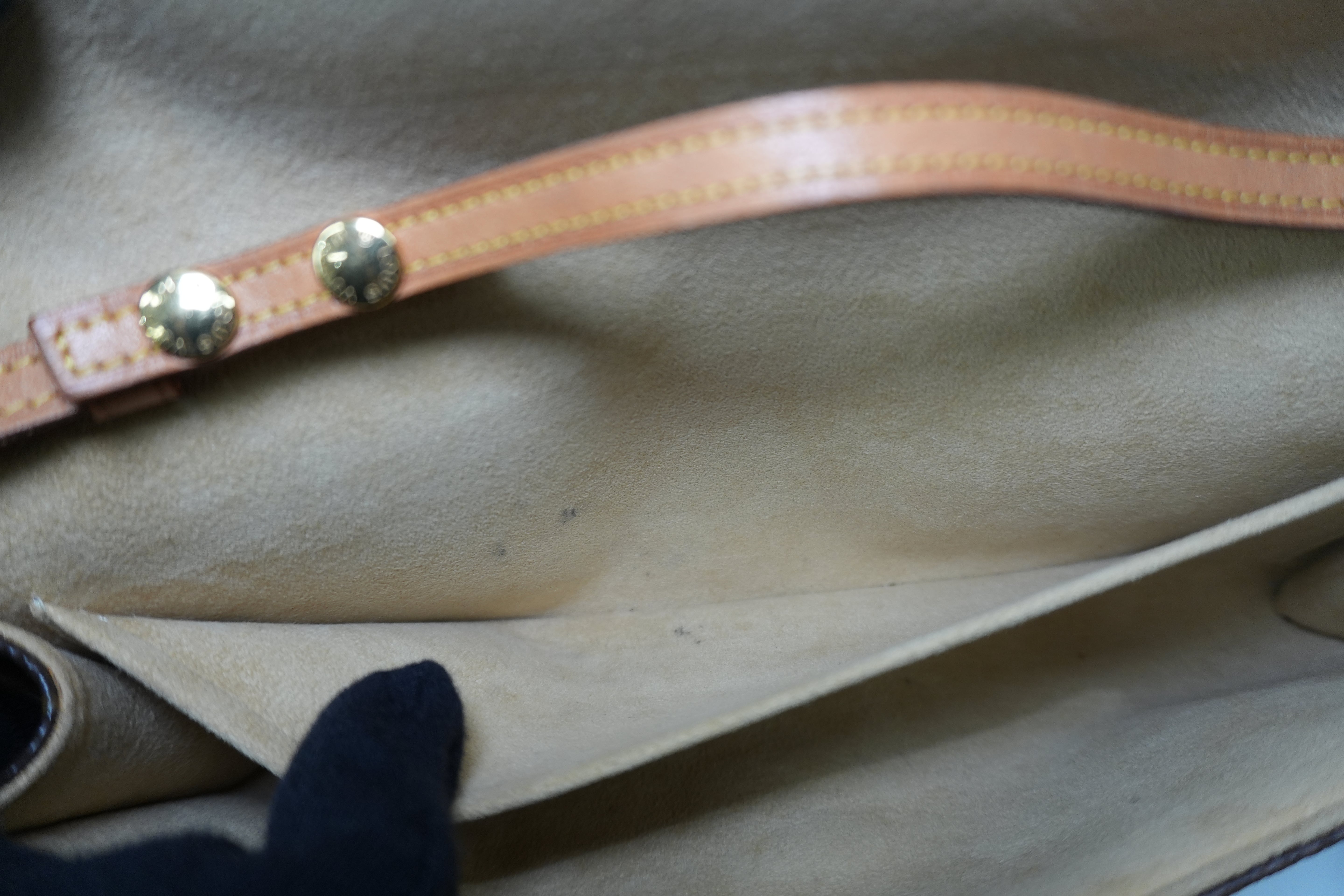 Louis Vuitton Pochette Twin GM Shoulder Bag Used