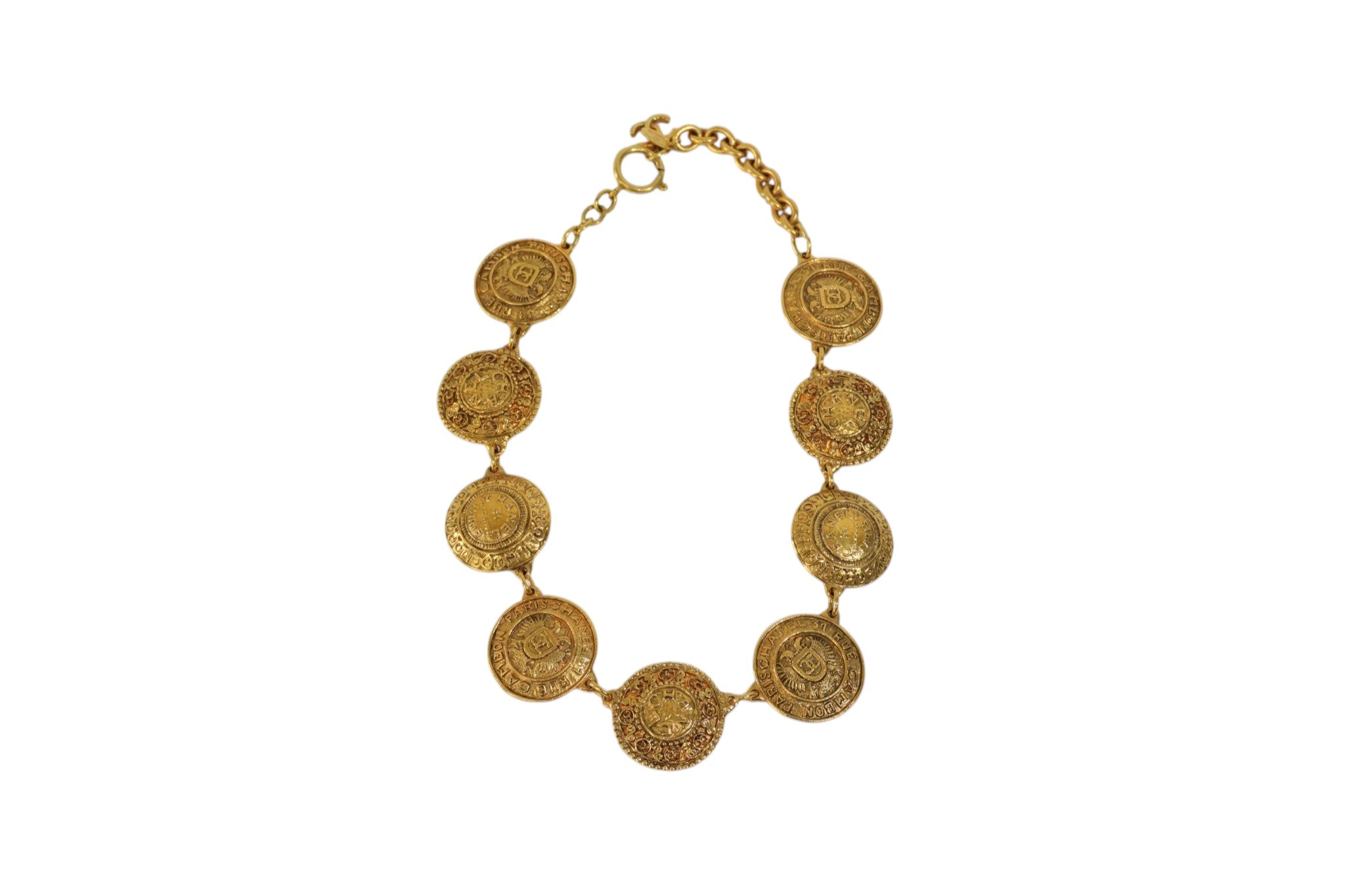 Pew-owned Chanel Medallion Necklace Gold tone