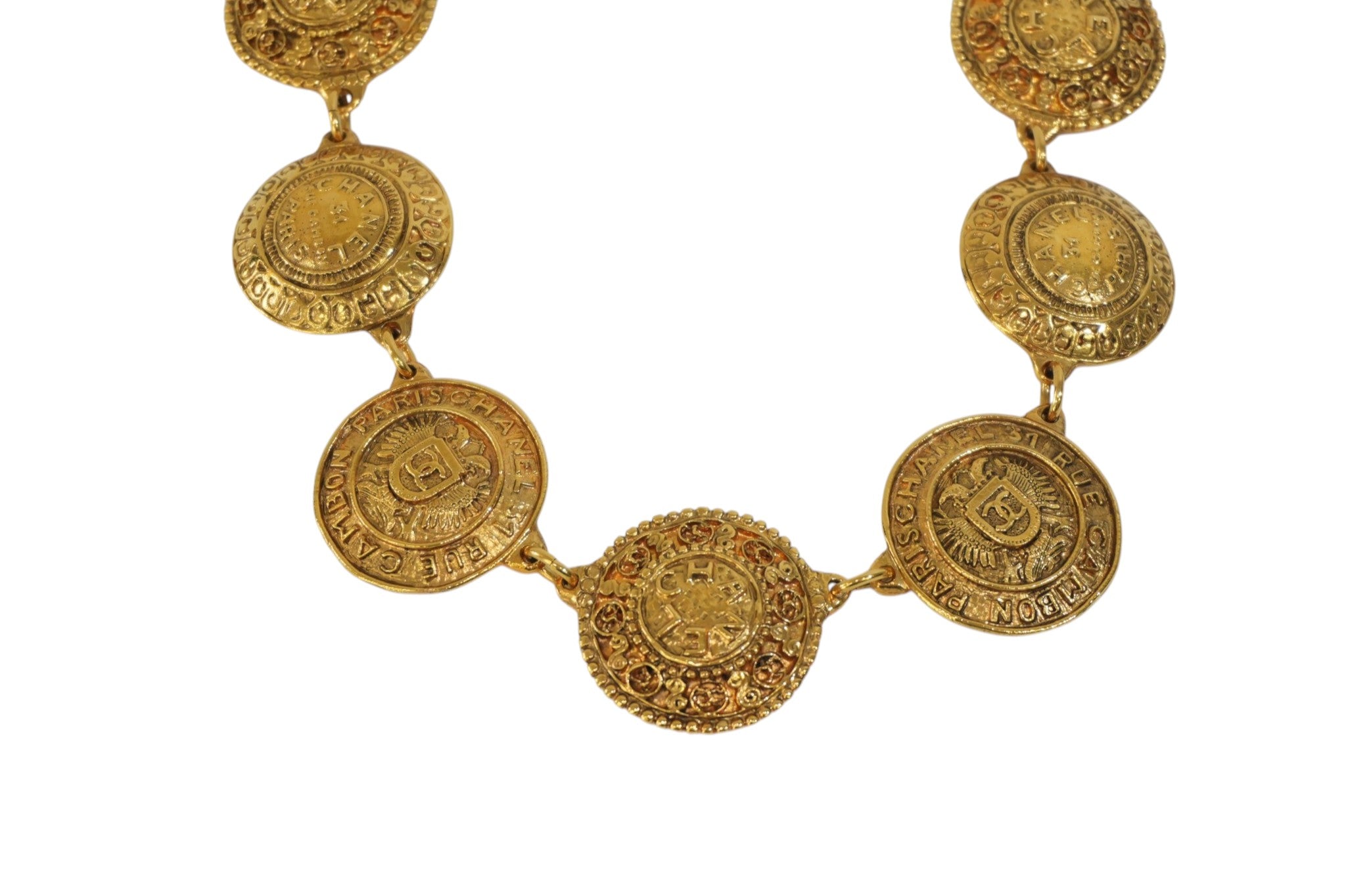 Pew-owned Chanel Medallion Necklace Gold tone