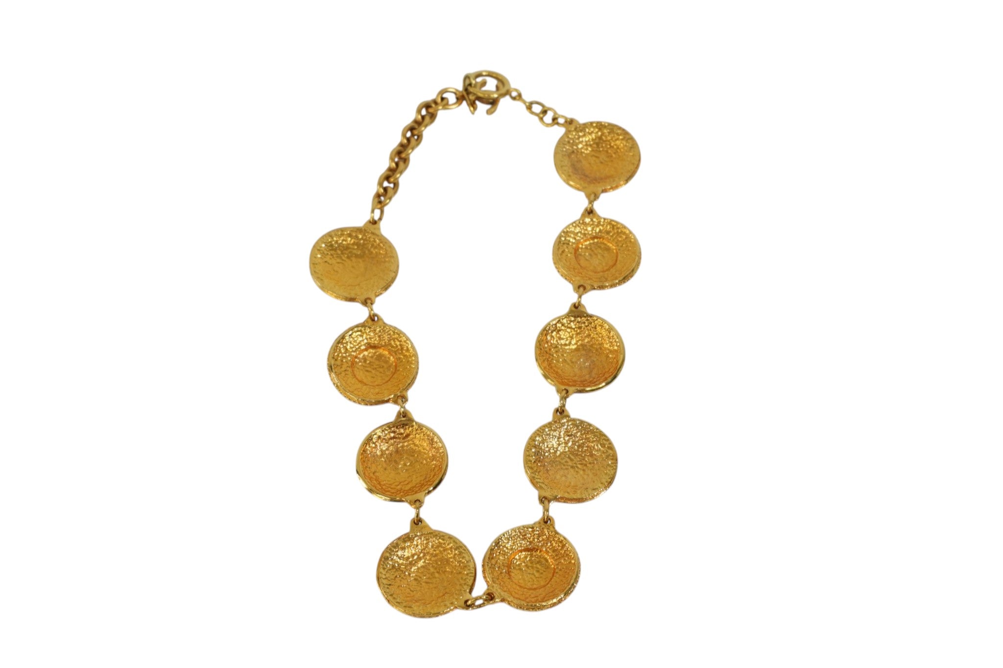 Pew-owned Chanel Medallion Necklace Gold tone