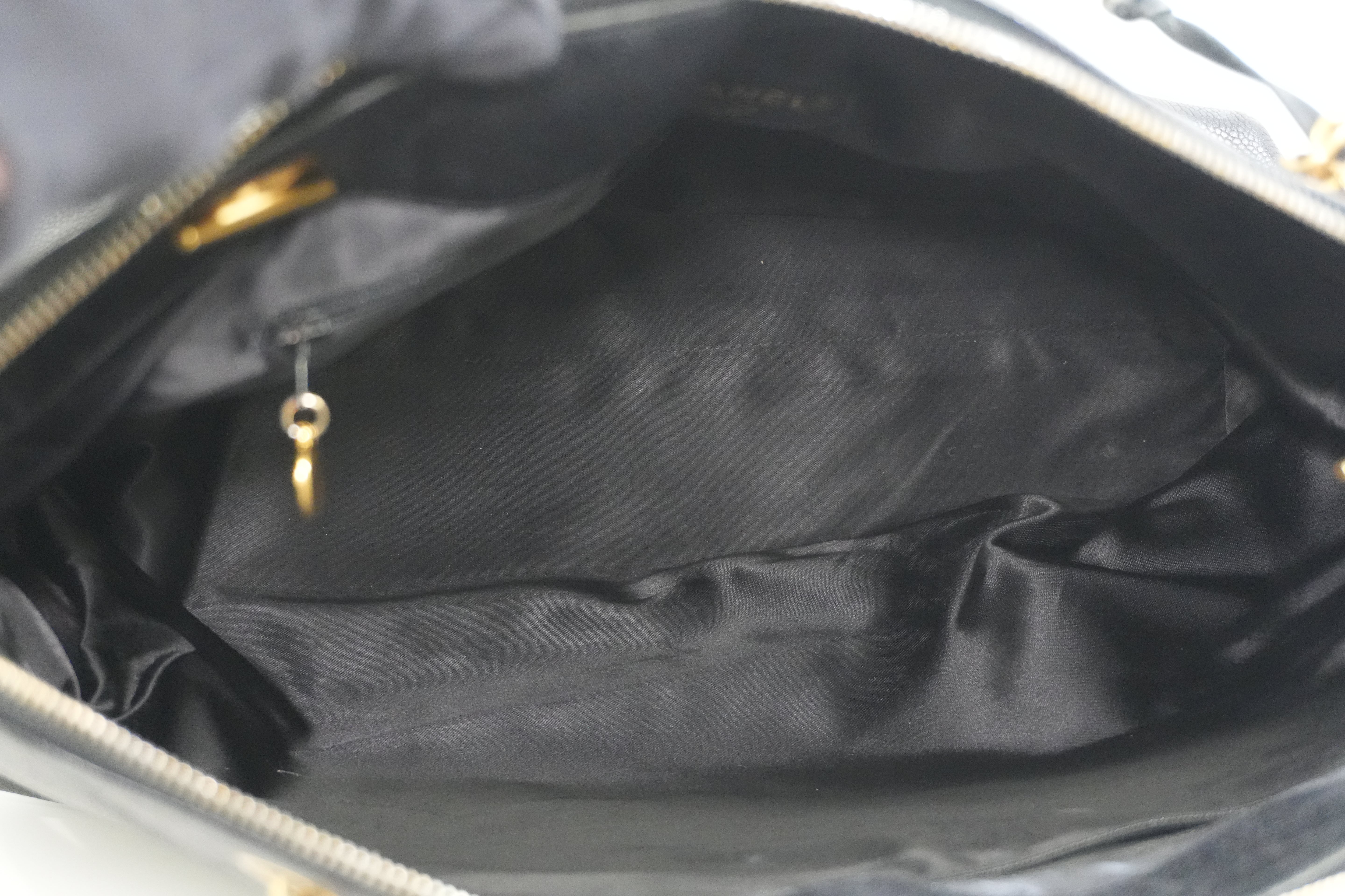 Pre-owned Caviar Skin Leather Chain Shoulder Tote Bag Black