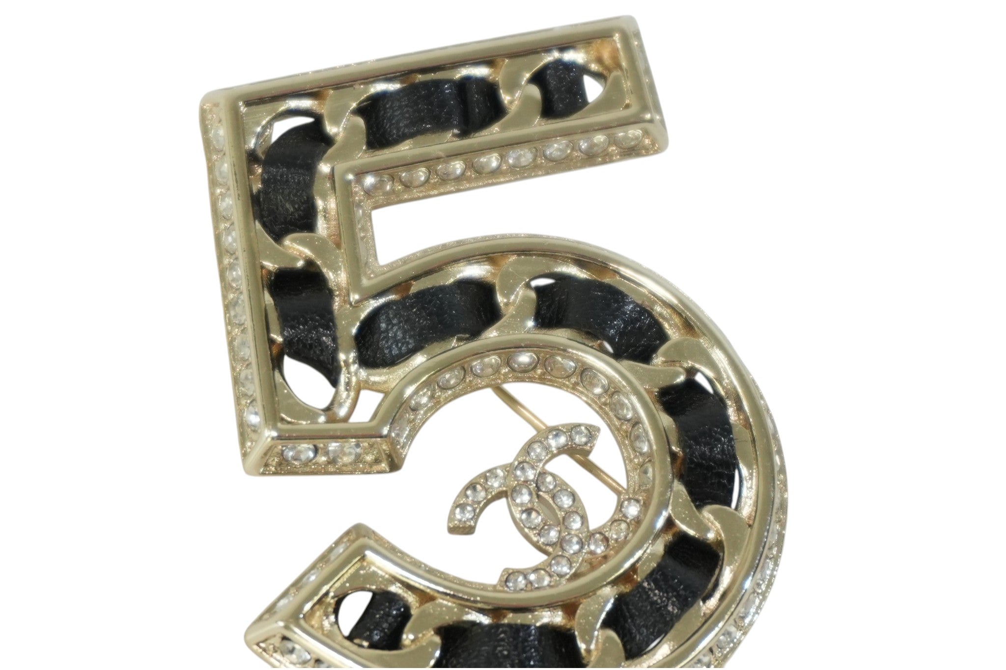 Pre-owned Chanel Number 5 Brooch Silver tone