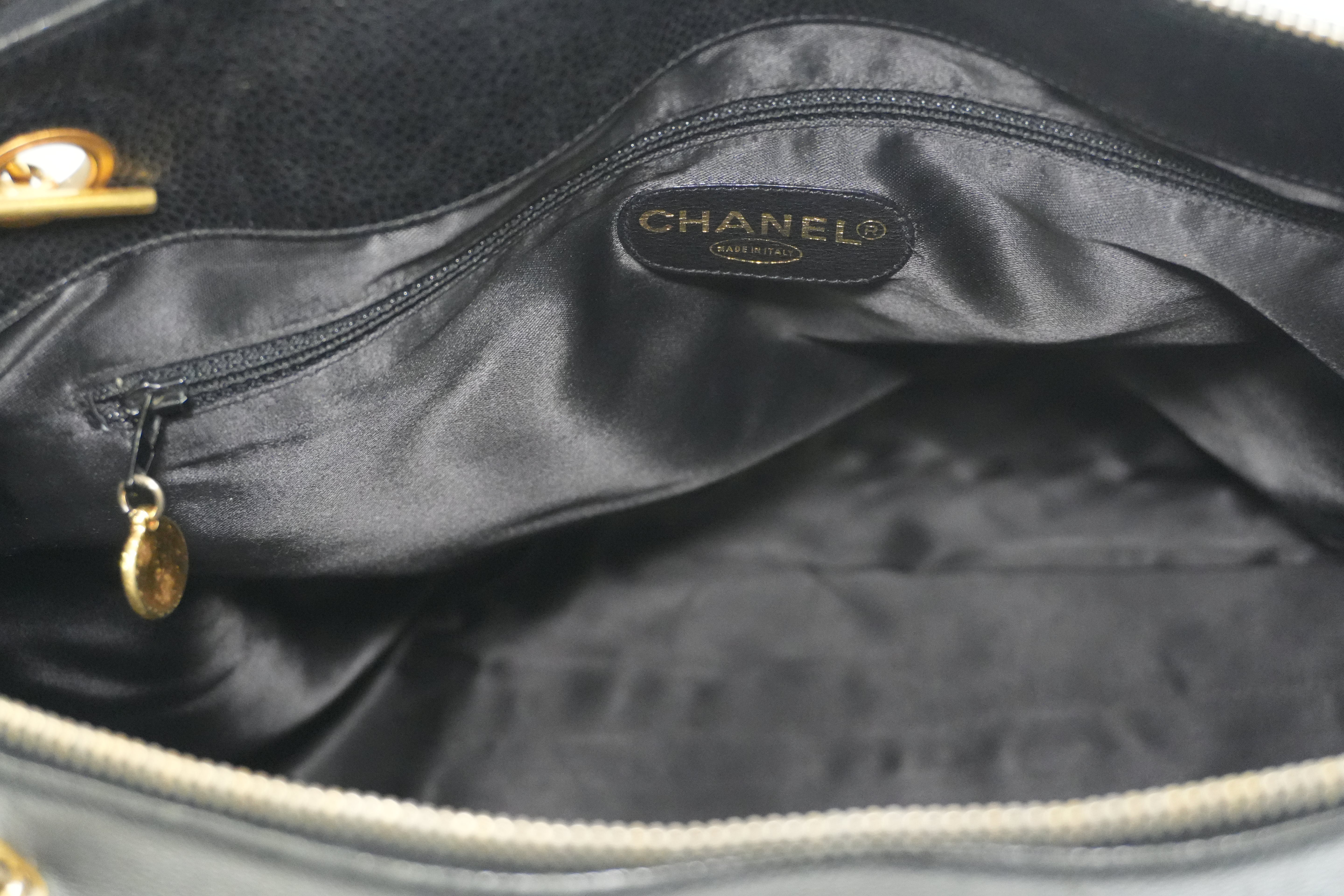 Pre-owned Caviar Skin Leather Chain Shoulder Tote Bag Black