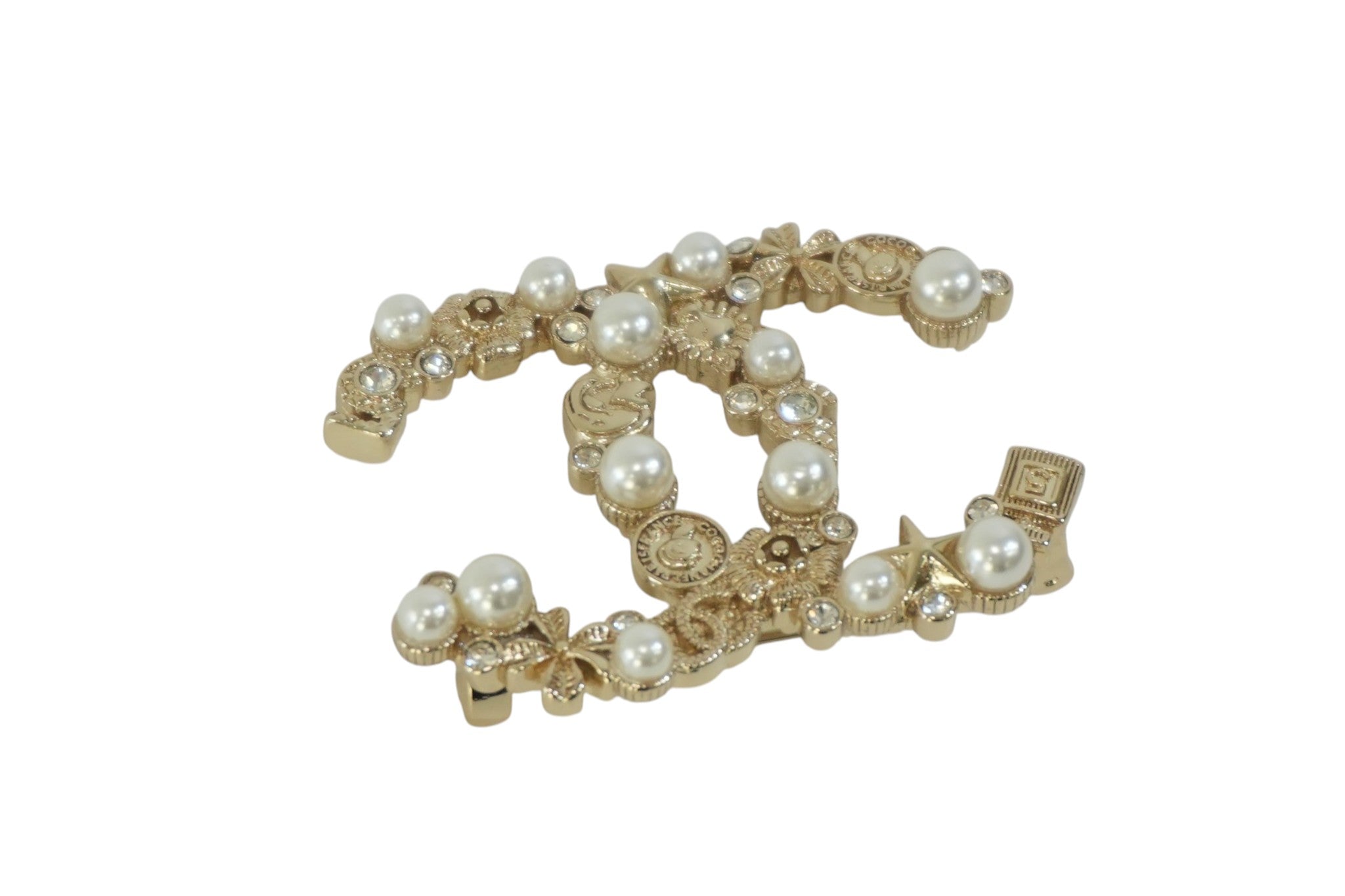 Pre-owned Chanel CC Brooch Silver tone
