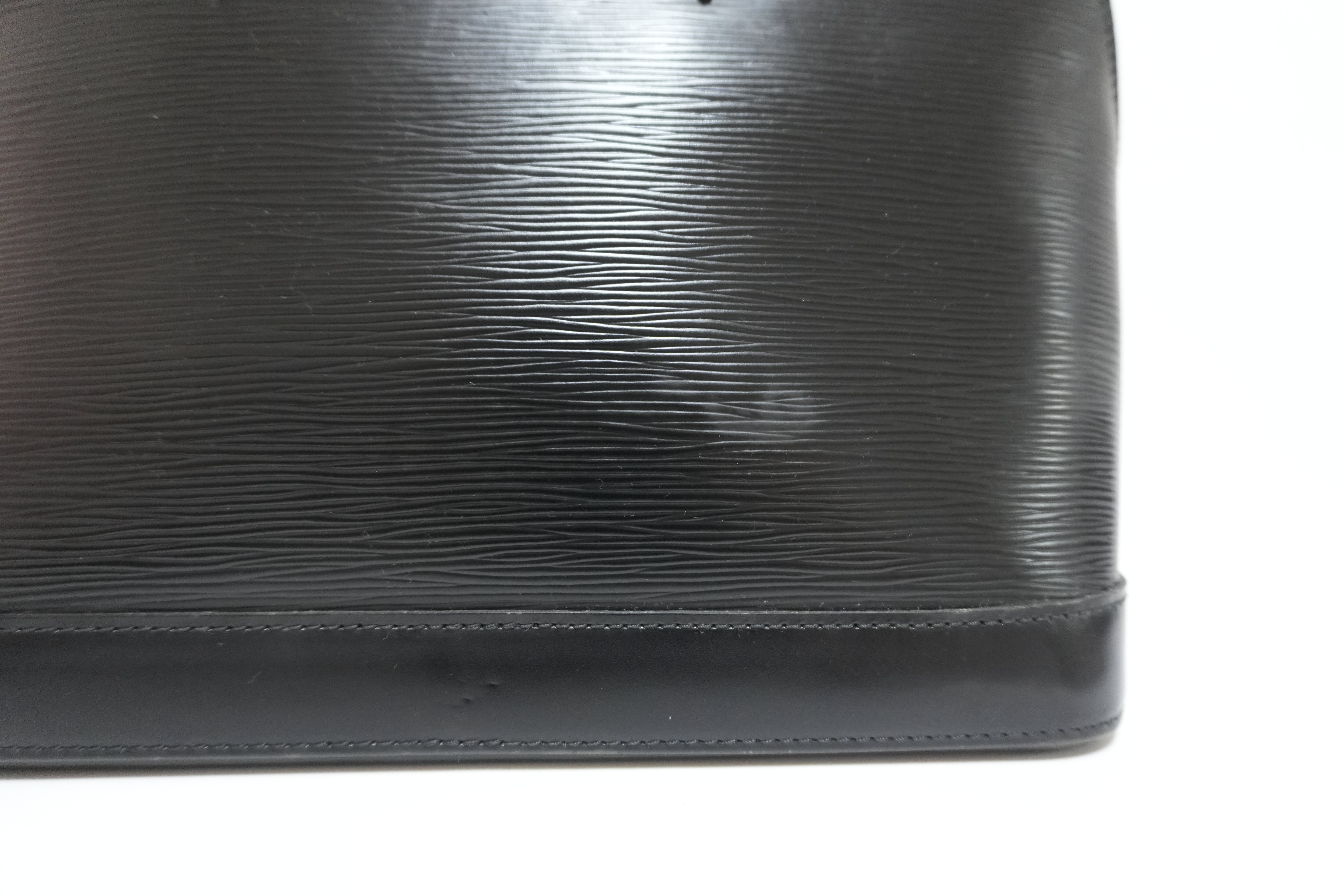Louis Vuitton Epi Alma PM Handbag Black Used
