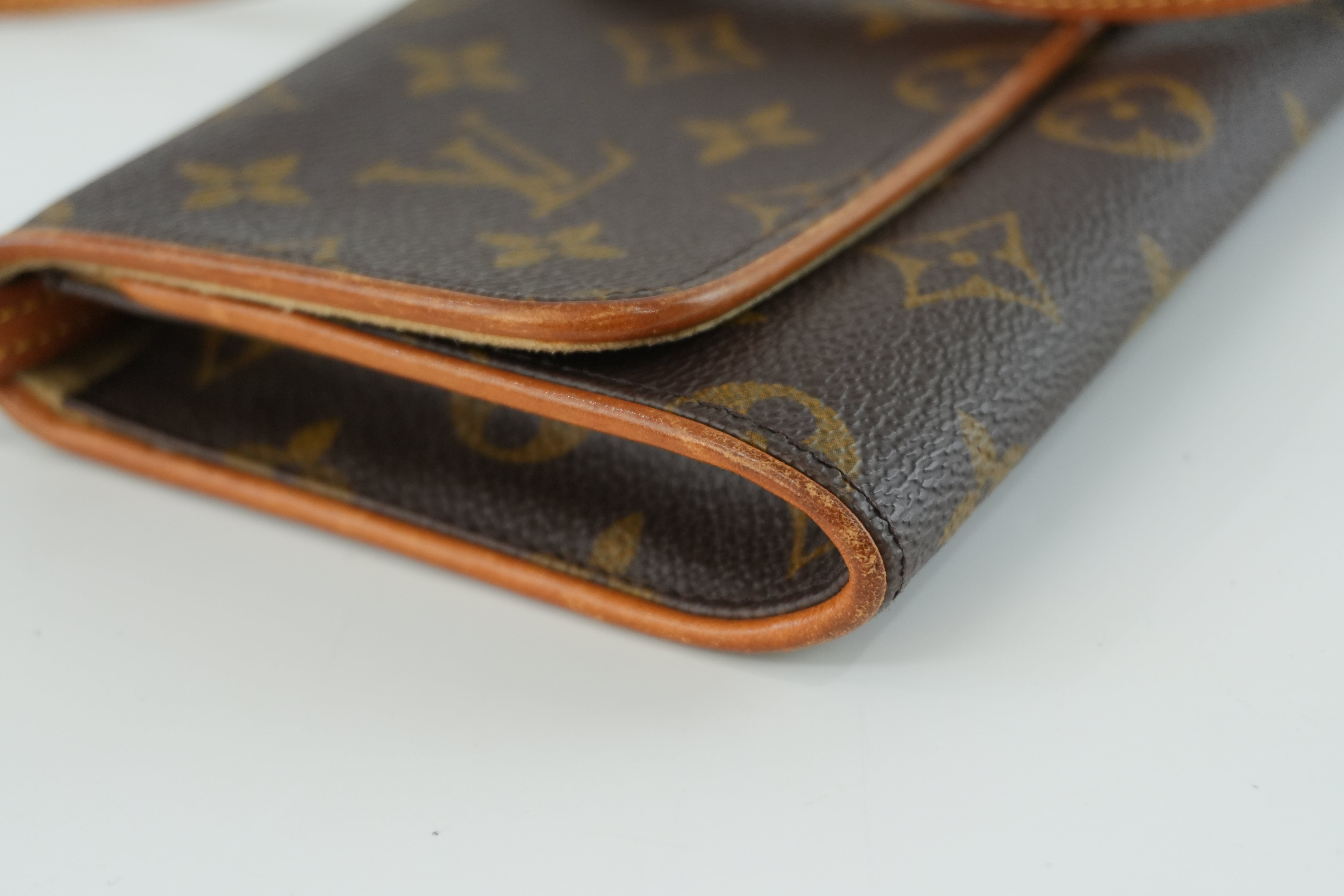 Louis Vuitton Monogram Pochette Twin GM Shoulder Bag Used