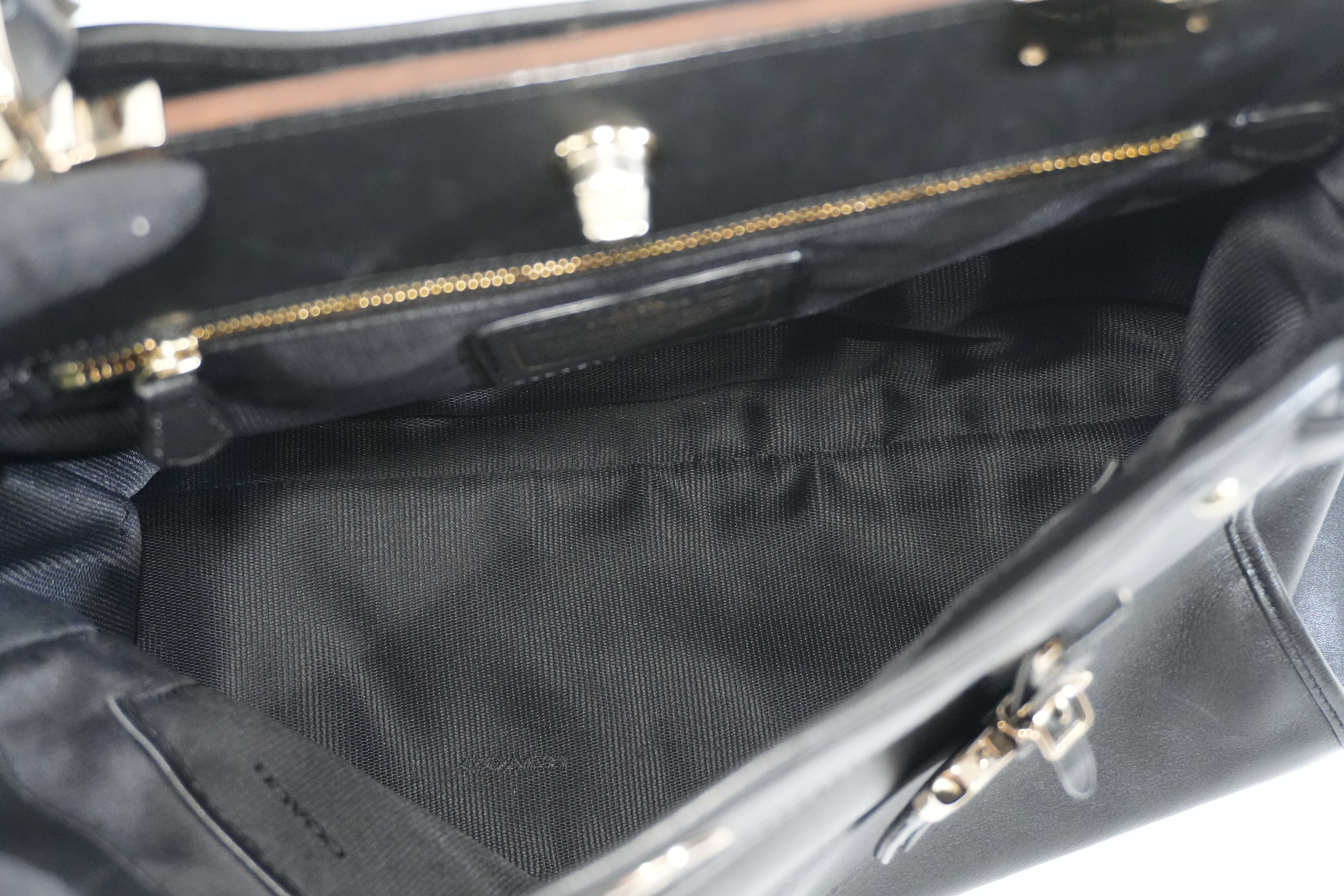 Pre-owned Coach Handbag Black
