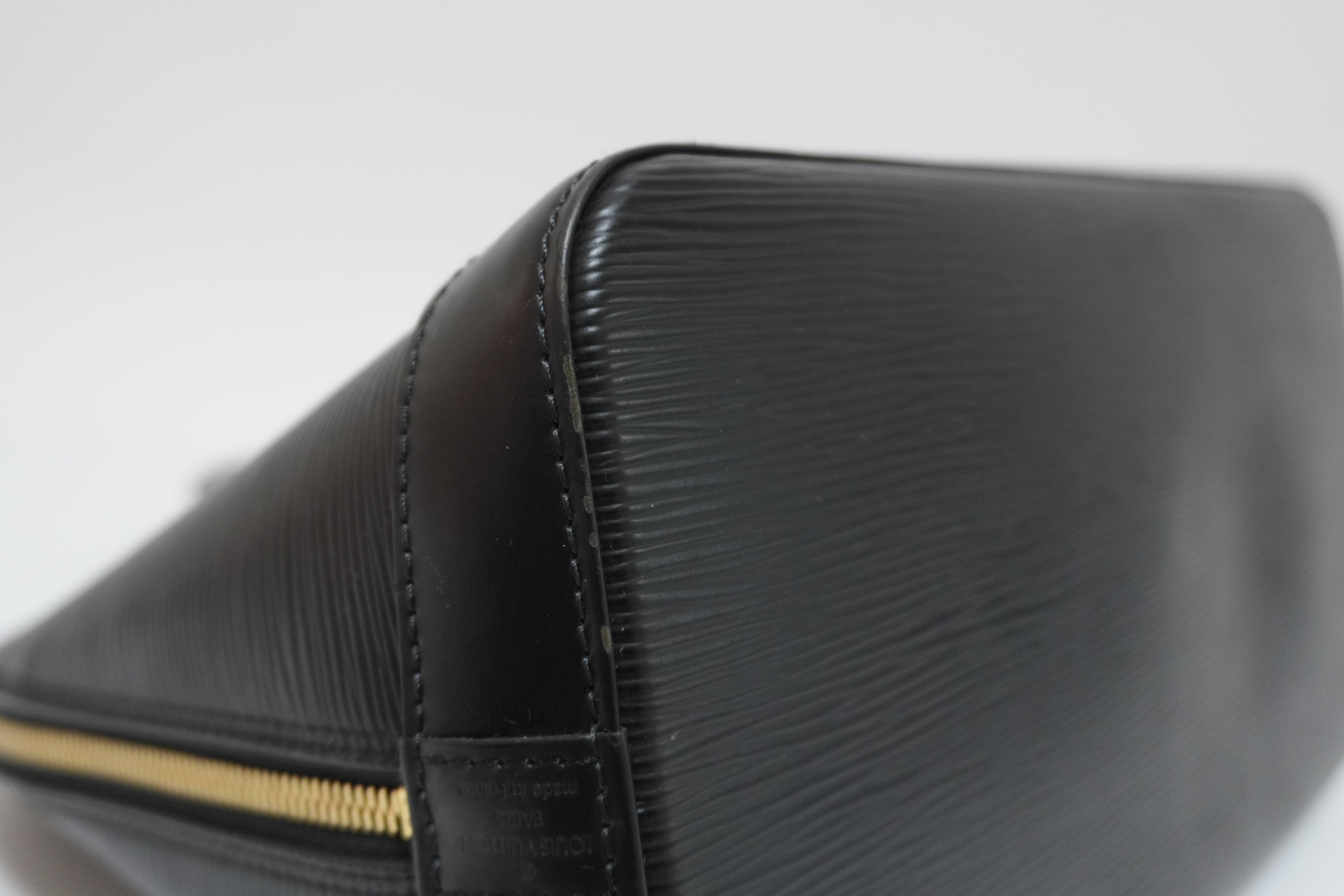 Louis Vuitton Epi Alma PM Handbag Black Used