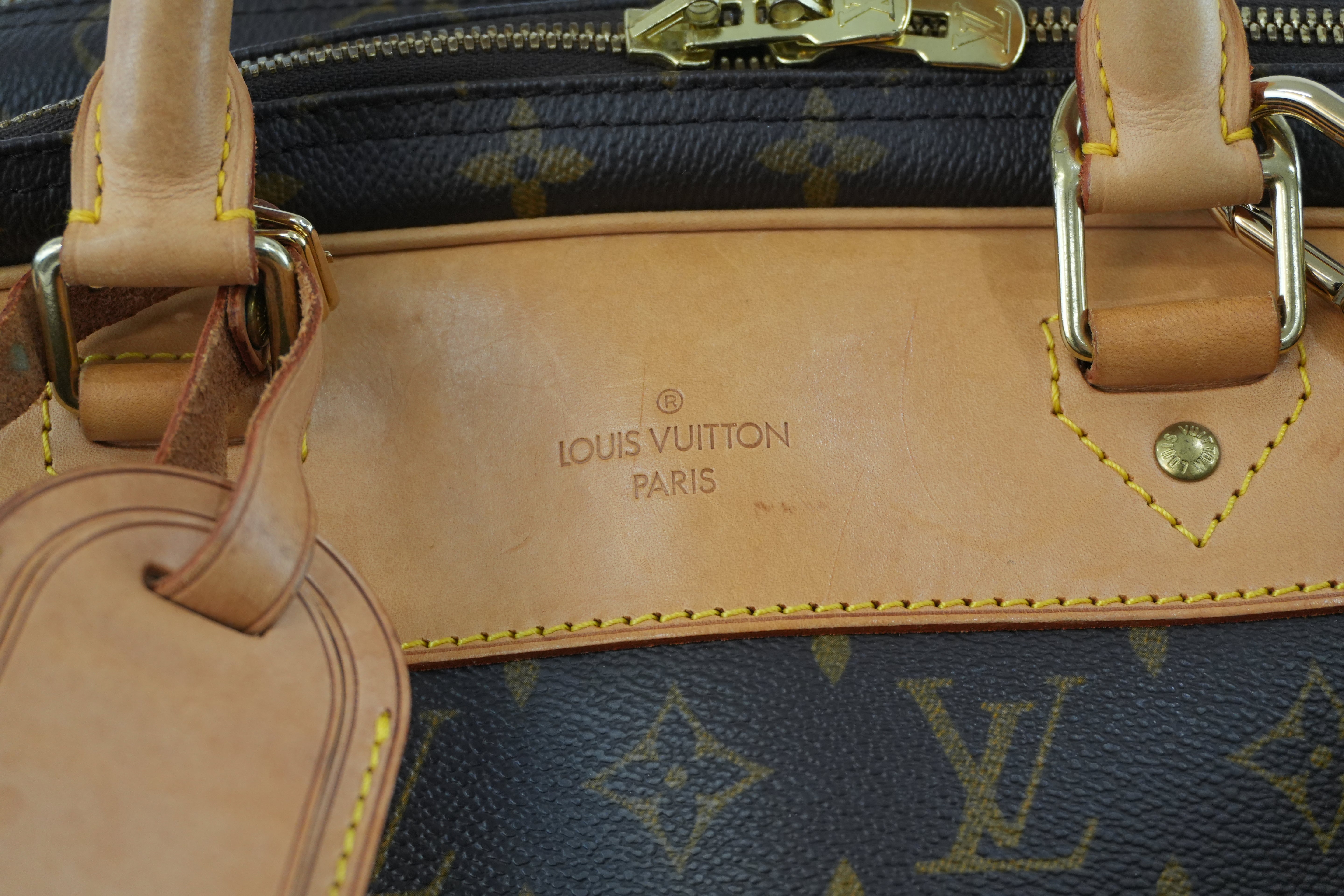Louis Vuitton Monogram Alize 24 Used
