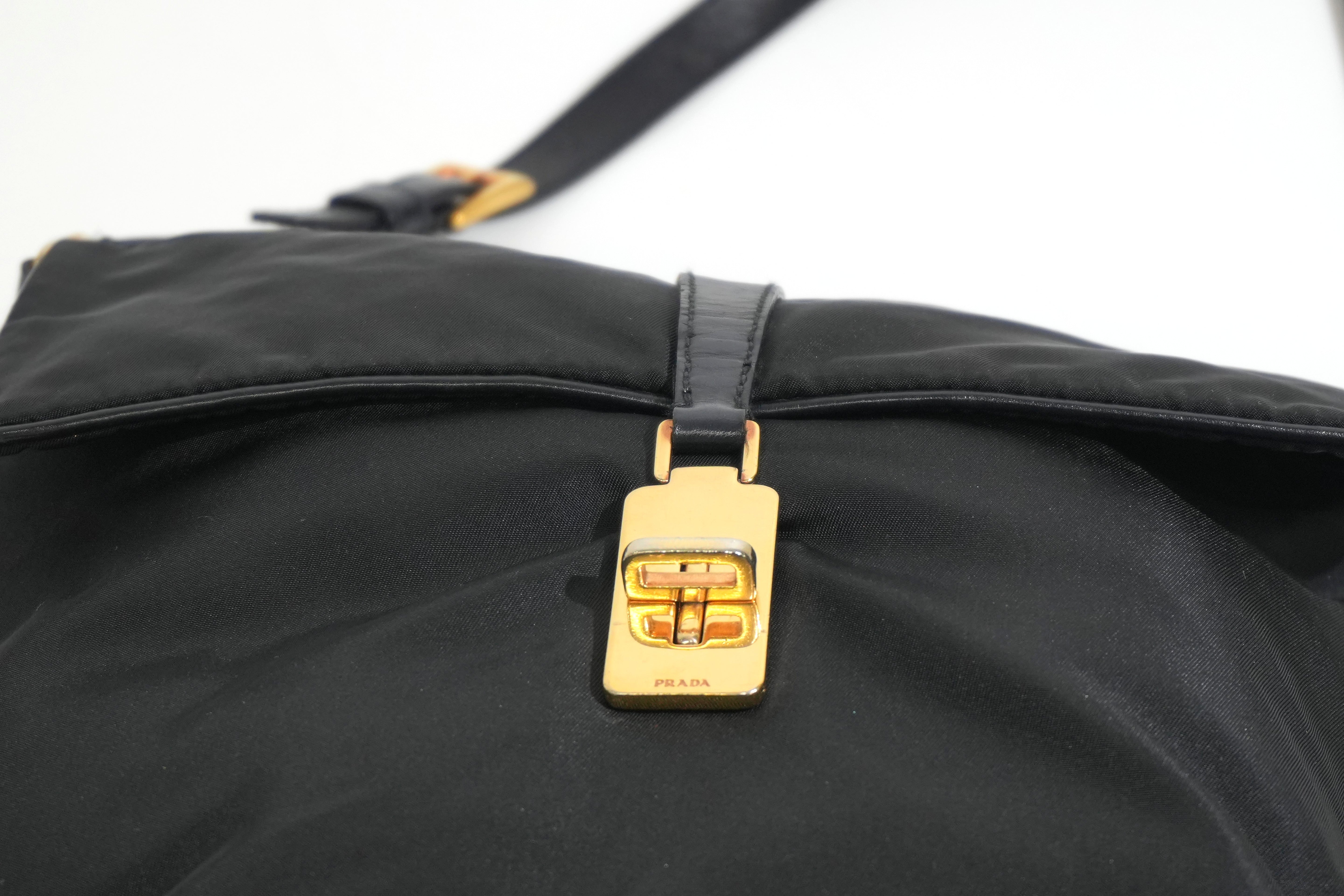 Pre-owned Prada Crossbody Navy Black