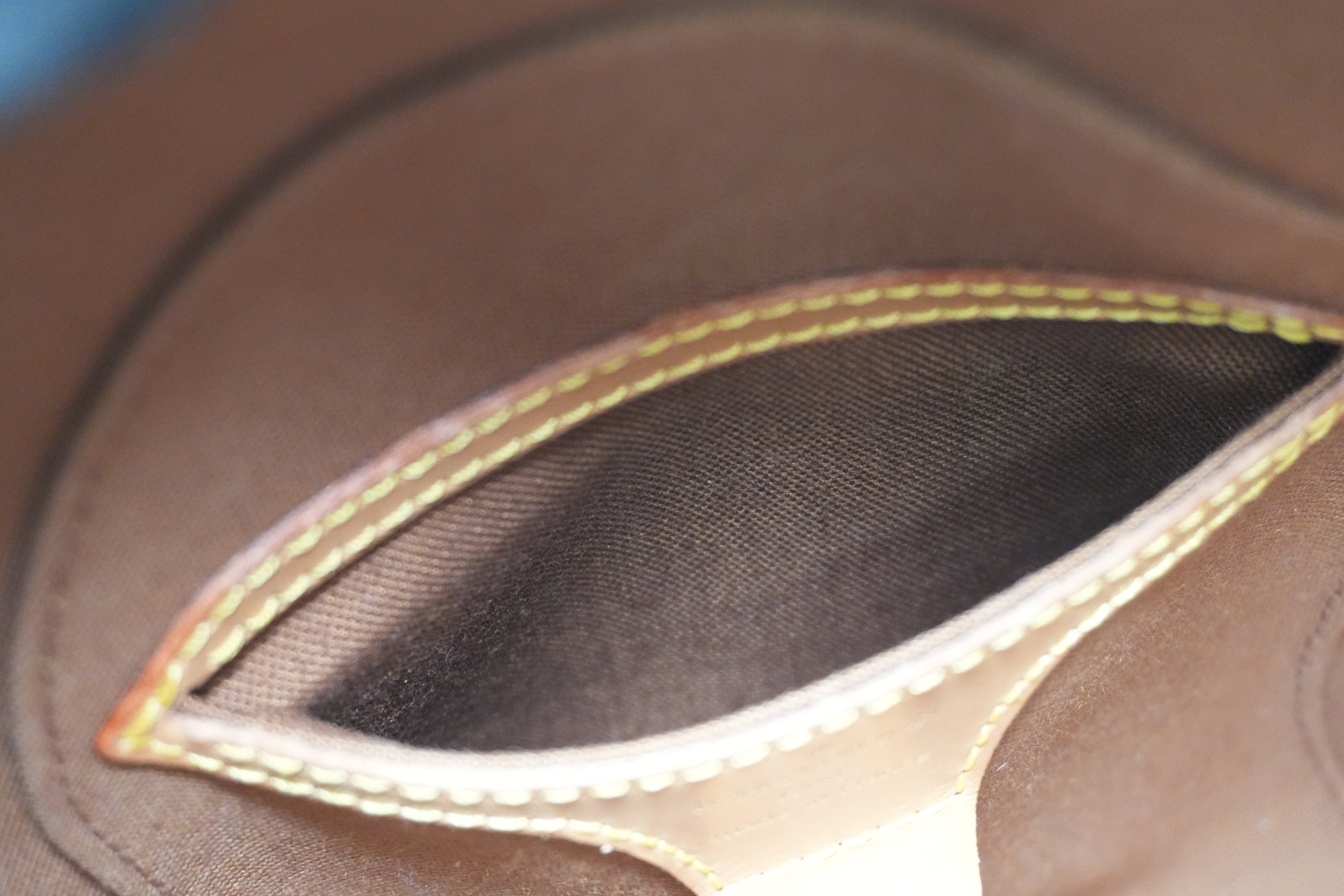 Pre-owned Louis Vuitton Monogram Ellipse PM Handbag