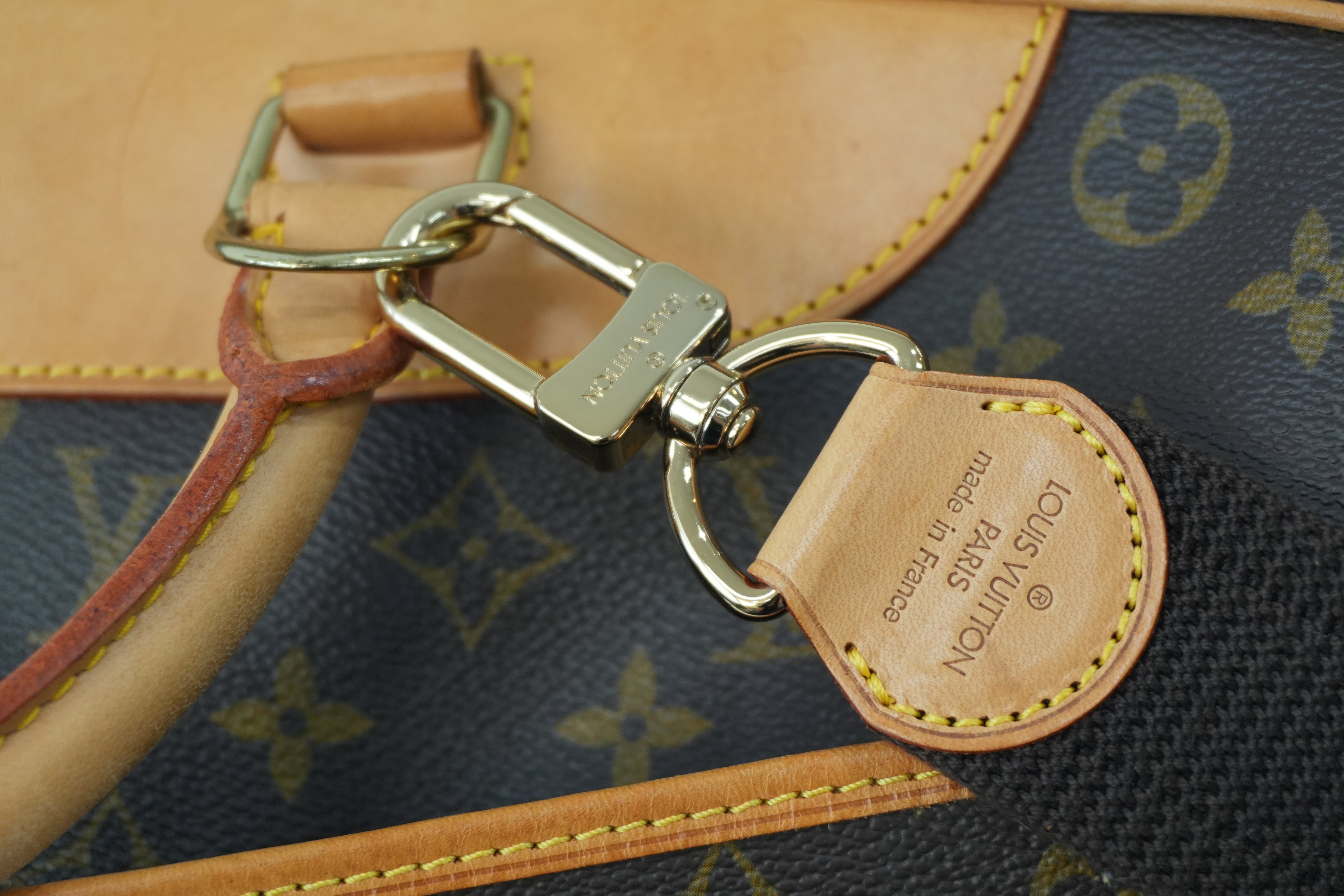 Louis Vuitton Monogram Alize 24 Used