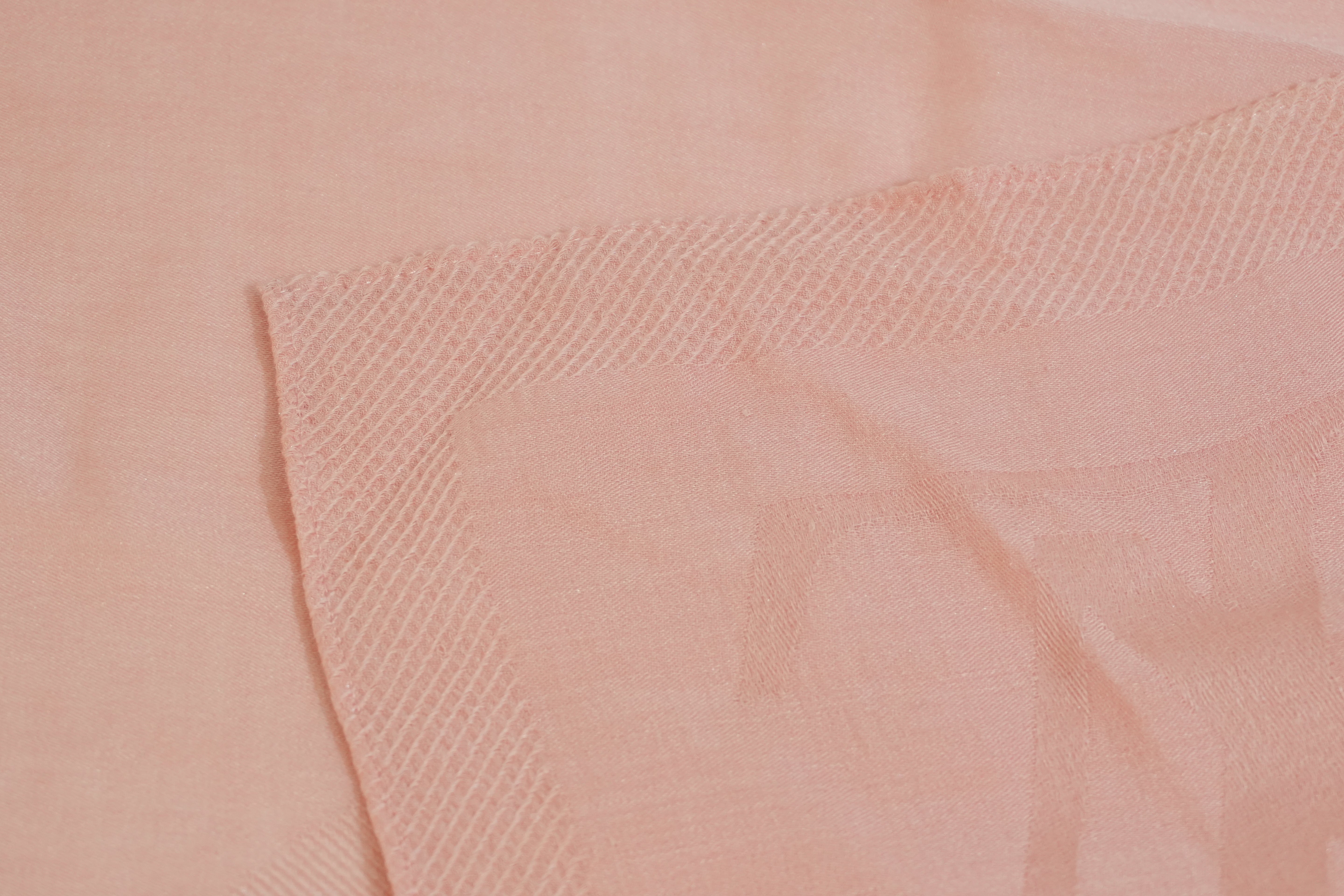 Pre-owned Louis Vuitton Shawl Pink