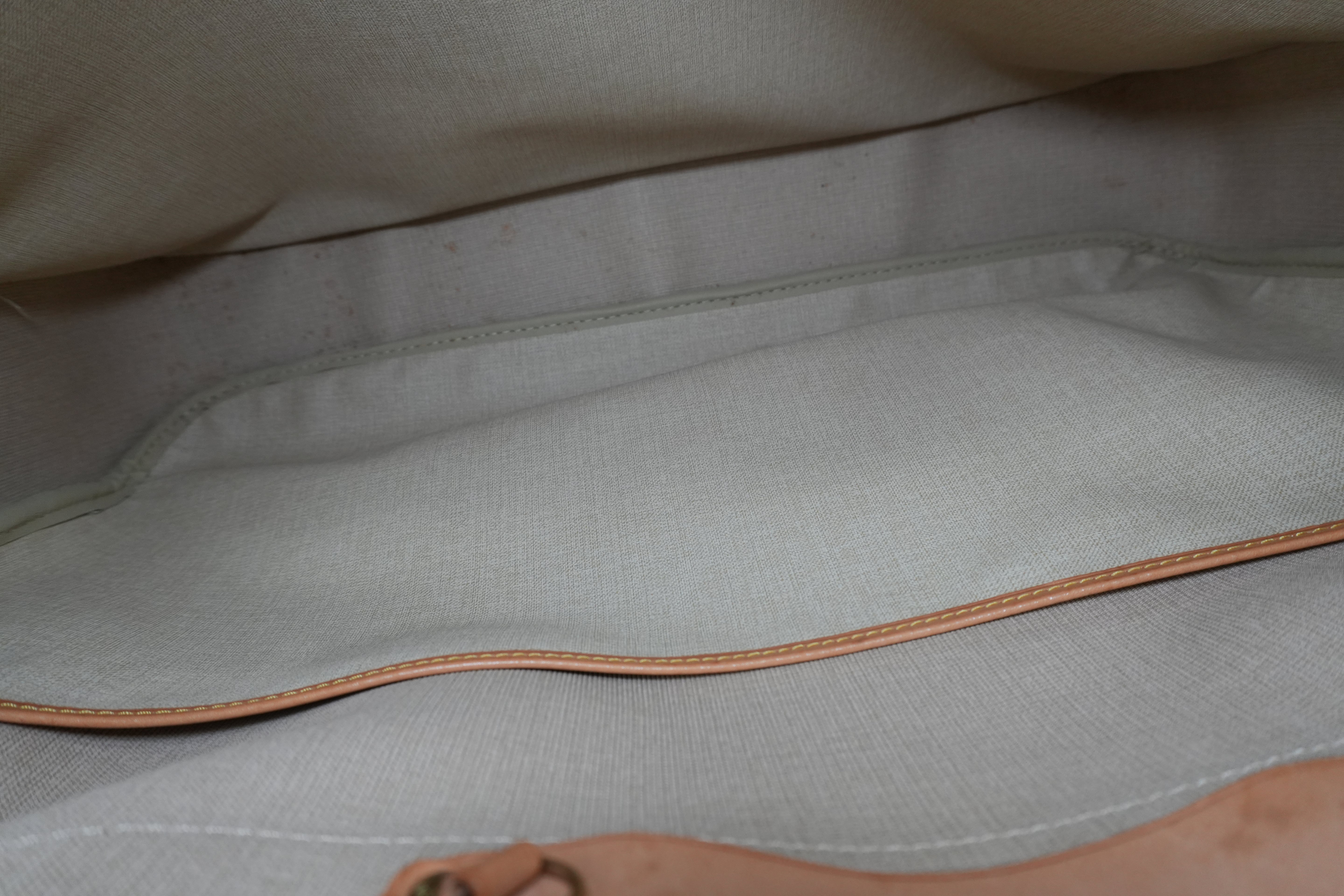 Louis Vuitton Monogram Alize 24 Used