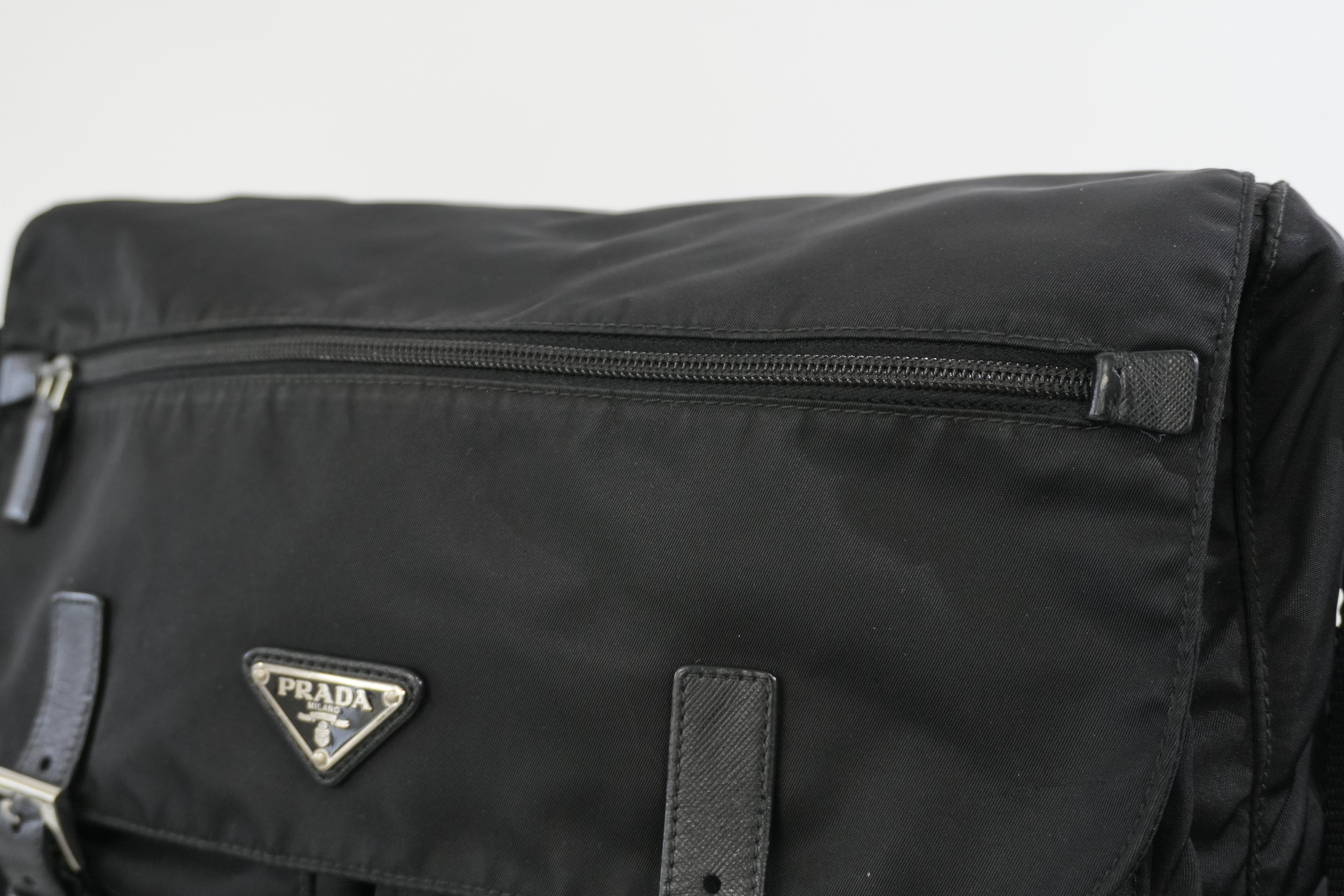 Pre-owned Prada Nylon Crossbody Bag Black