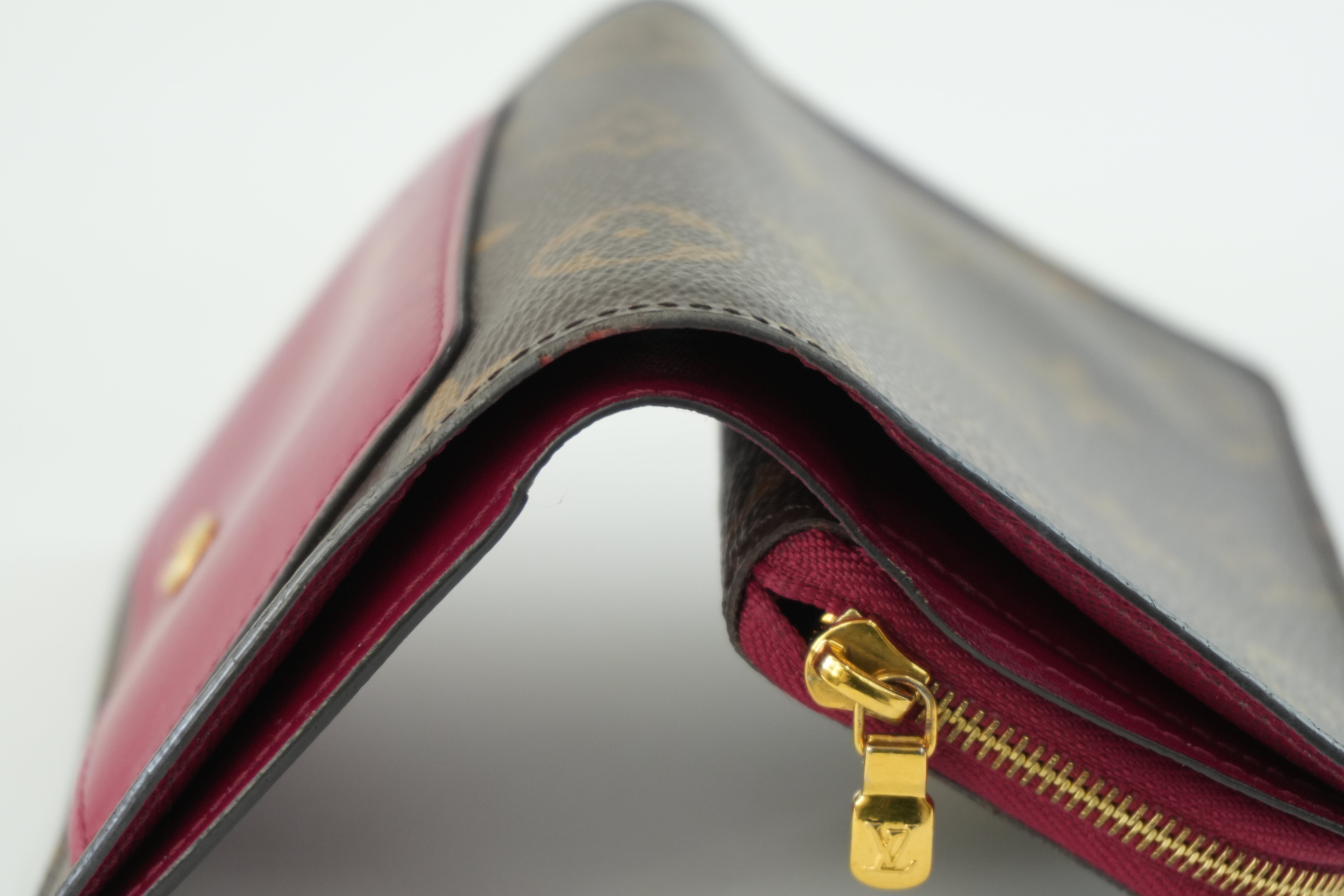 Louis Vuitton Monogram Juliet Wallet Used