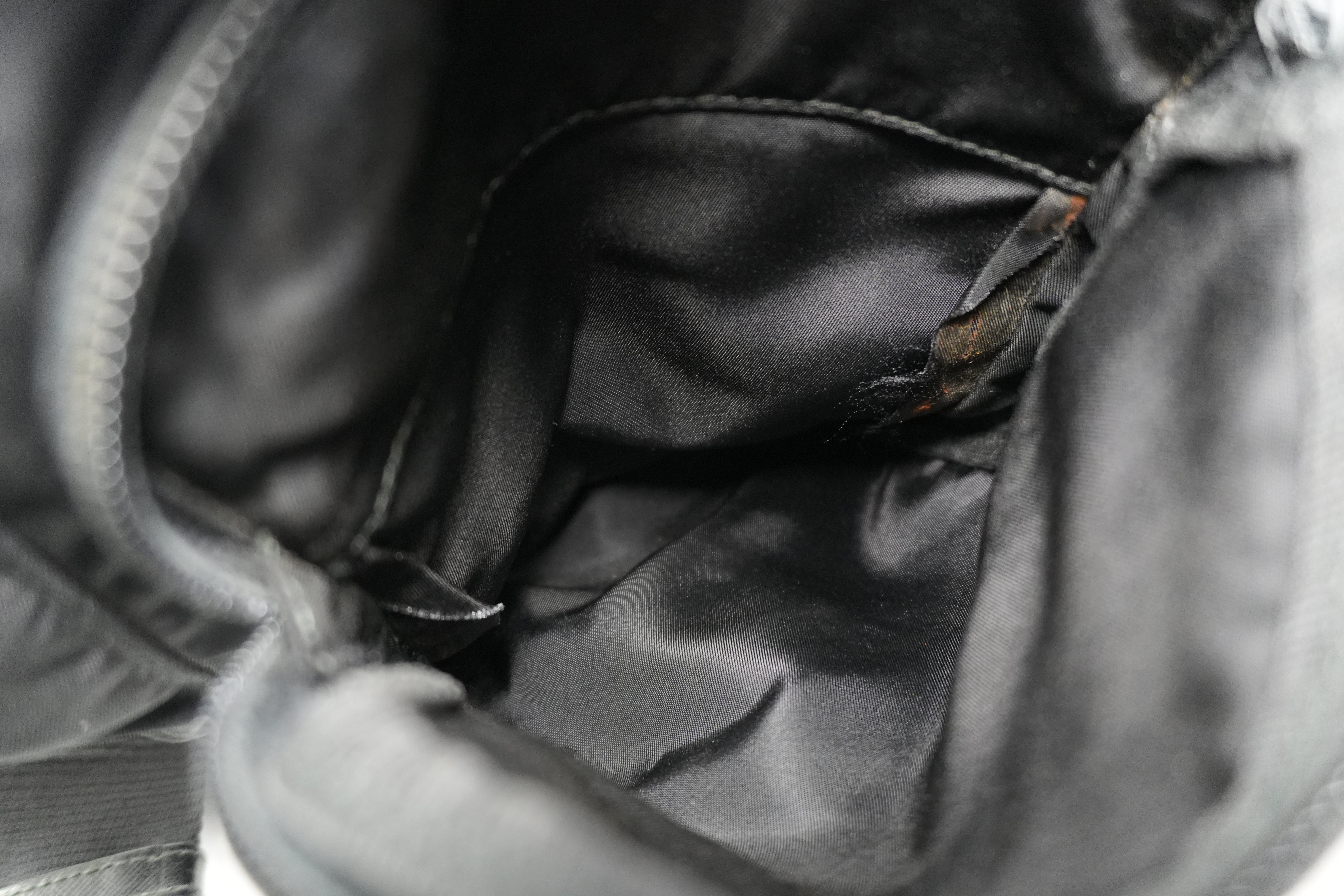 Pre-owned Prada Nylon Crossbody Bag Black