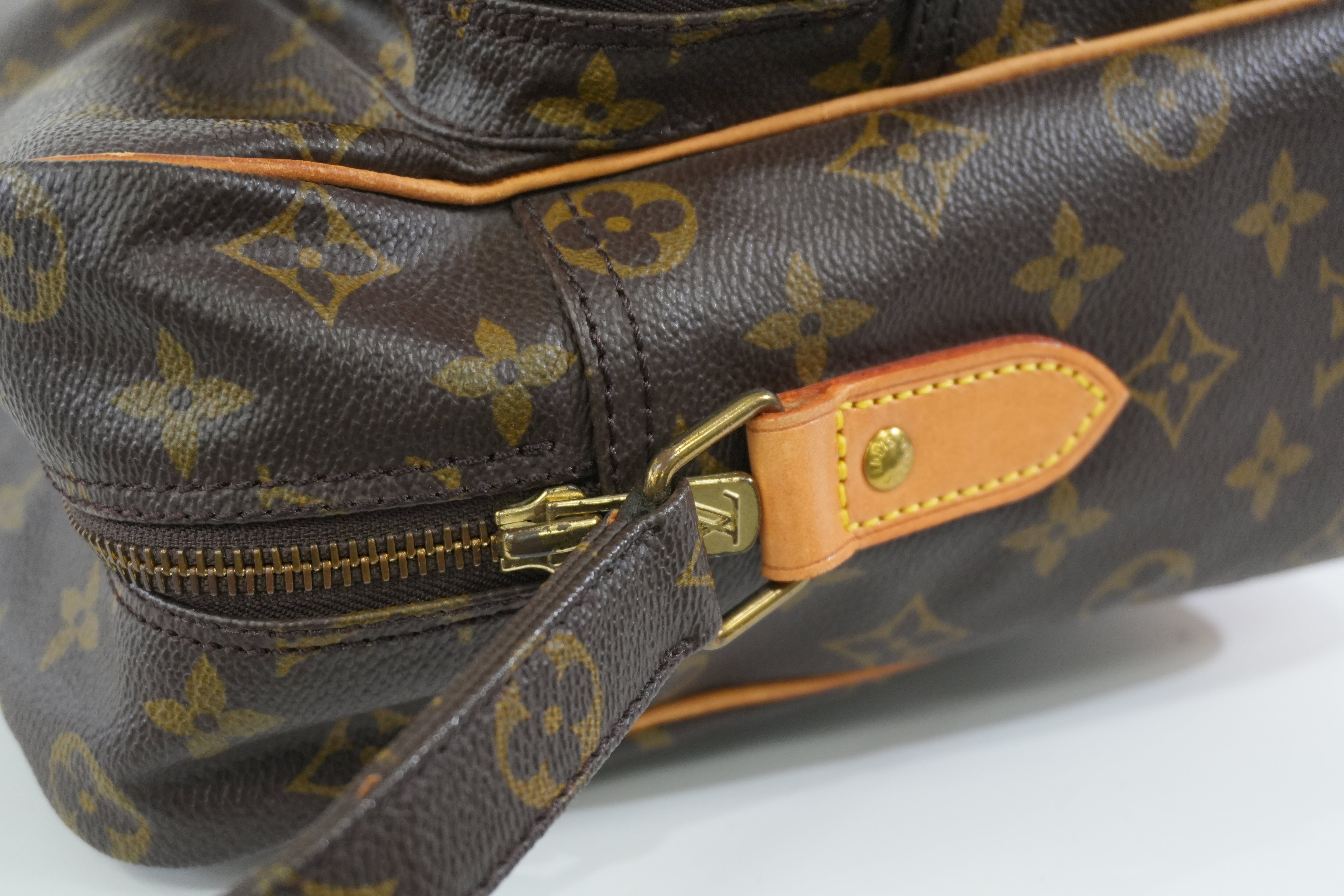Pre-owned Louis Vuitton Monogram Nile Size 33 Shoulder Bag