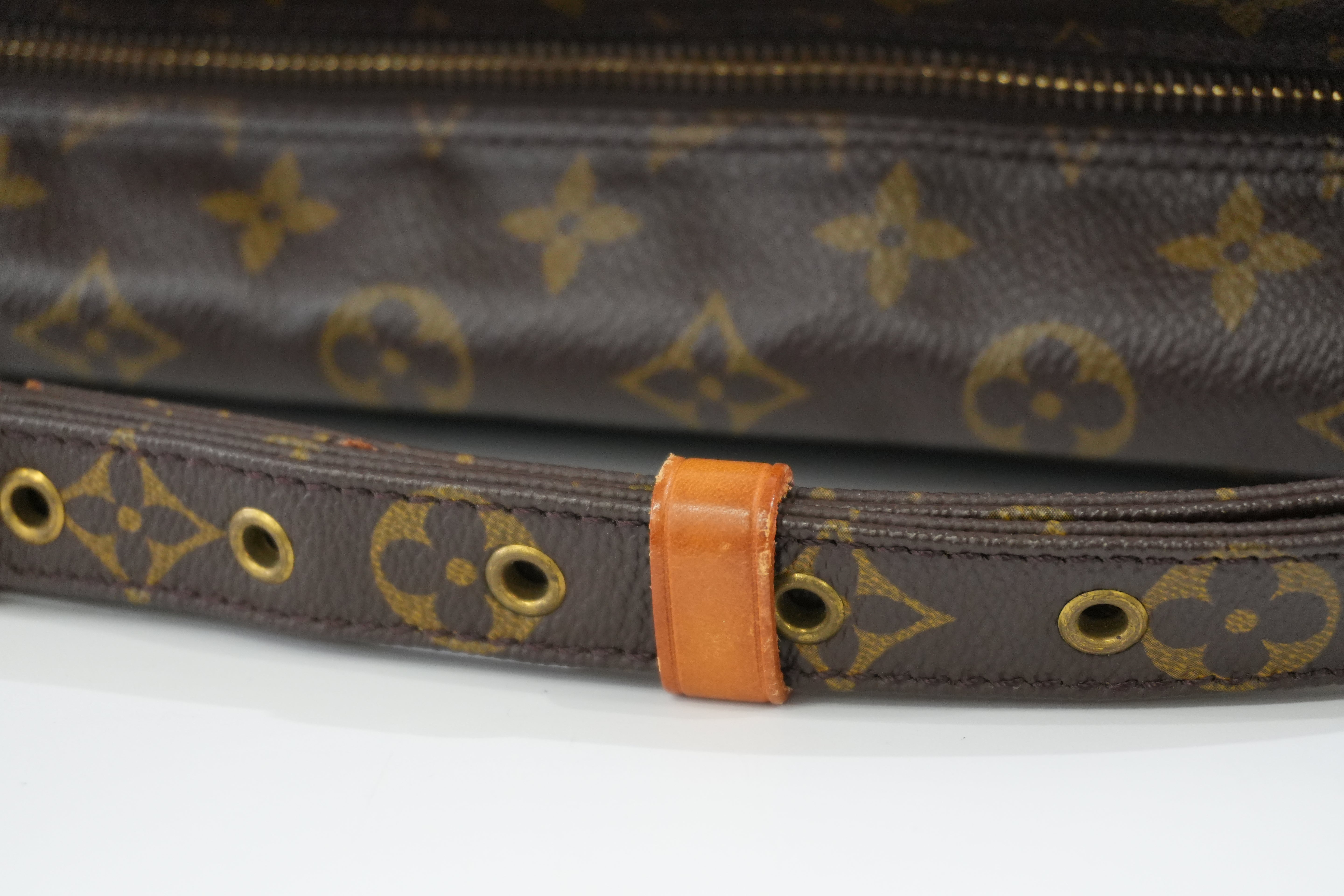 Pre-owned Louis Vuitton Monogram Nile Size 33 Shoulder Bag